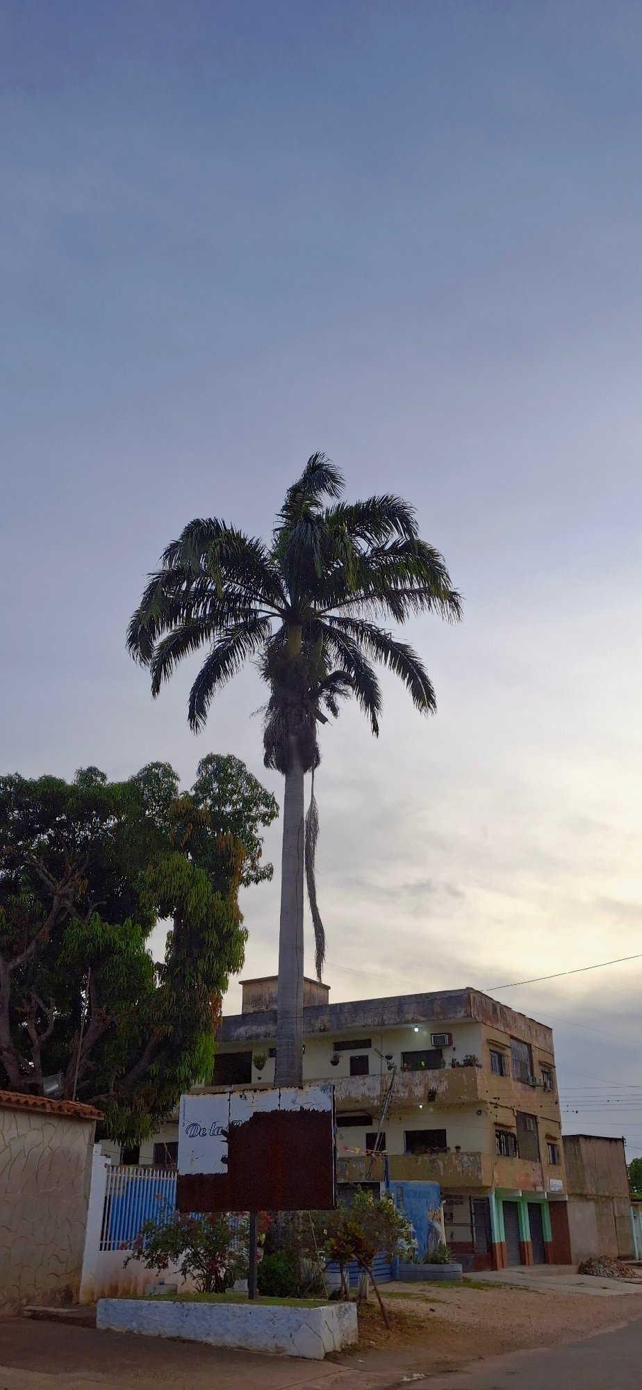 Twilight drive through Tinaquillo streets, Venezuela