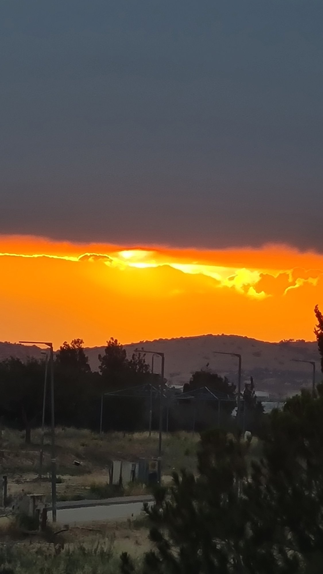 Dramatic sunset observed in Lachish Regional Council, Israel