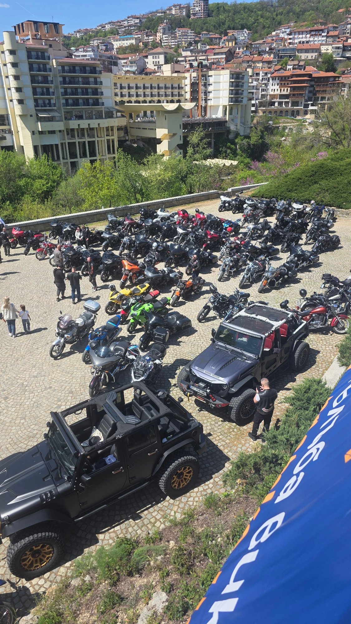 Motorcycle rally draws crowds to Veliko Tarnovo parking area