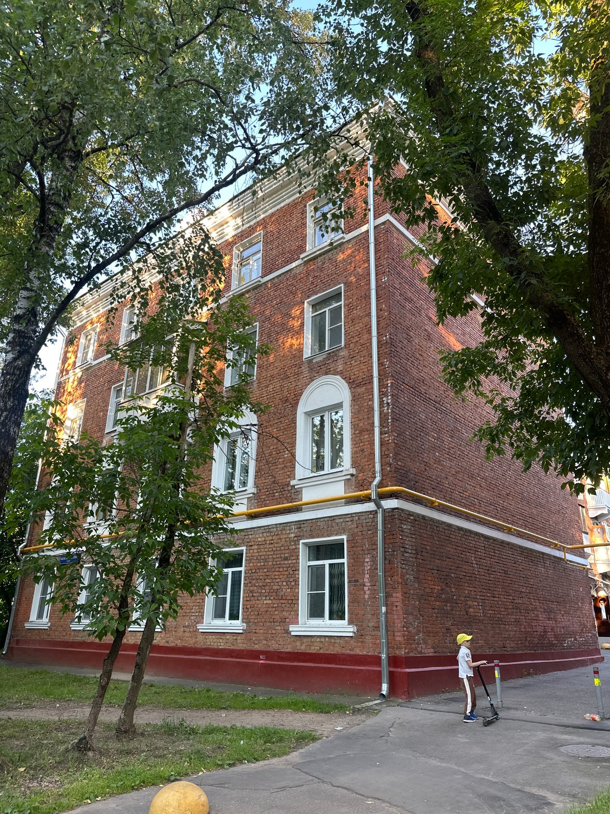 Quiet summer afternoon in a Moscow residential neighborhood