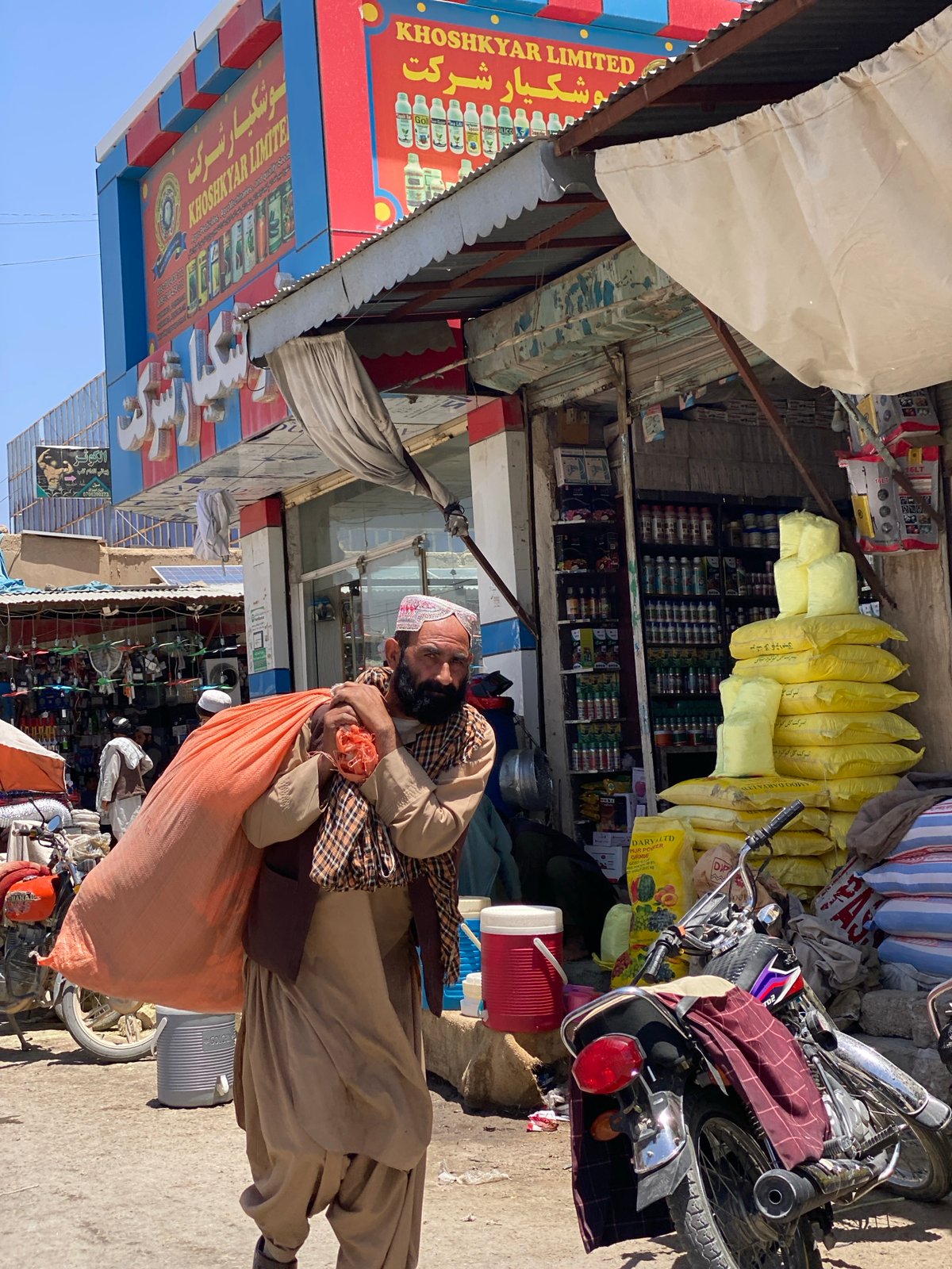 Daily life on the streets of Kandahar, Afghanistan