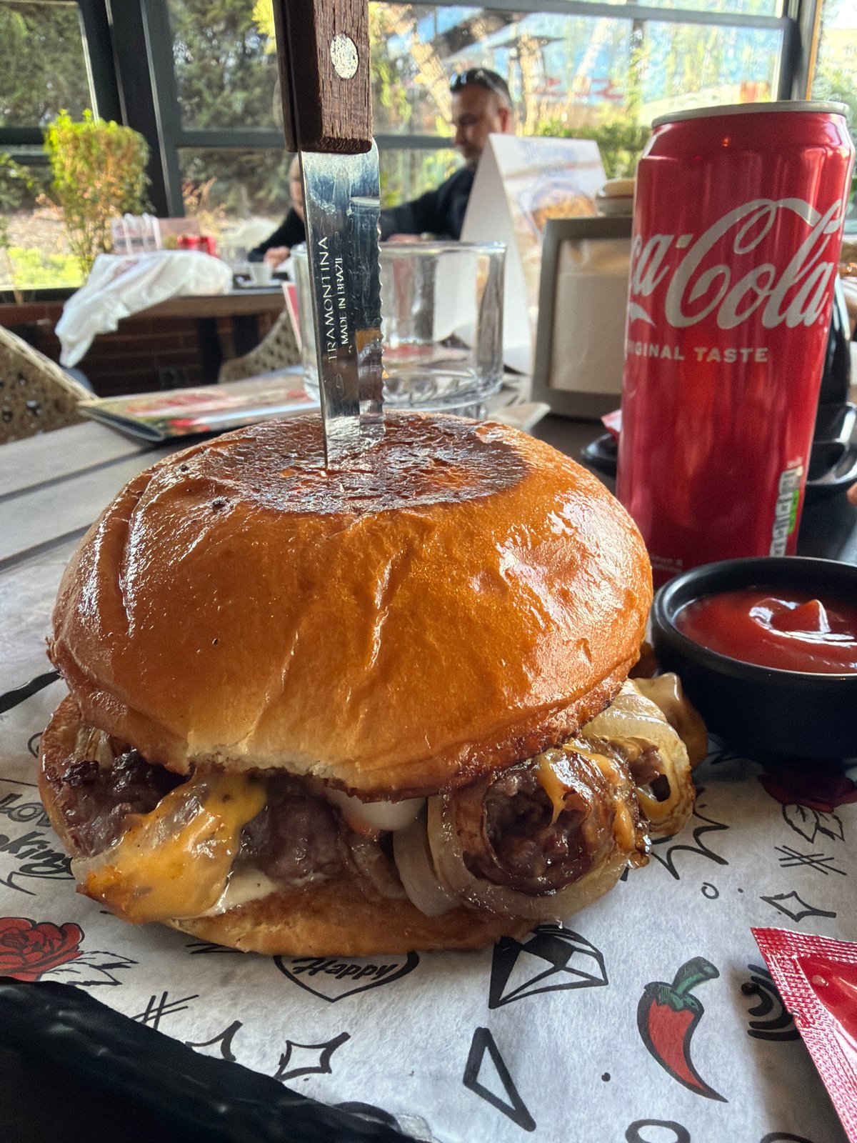 Diner documents eclectic meal in Varna restaurant