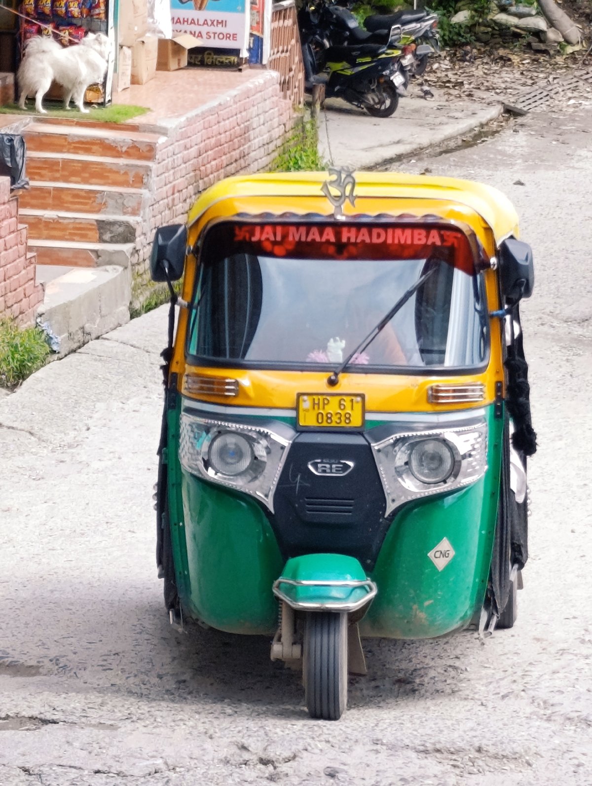 Everyday street life in Vashisht on a quiet August morning