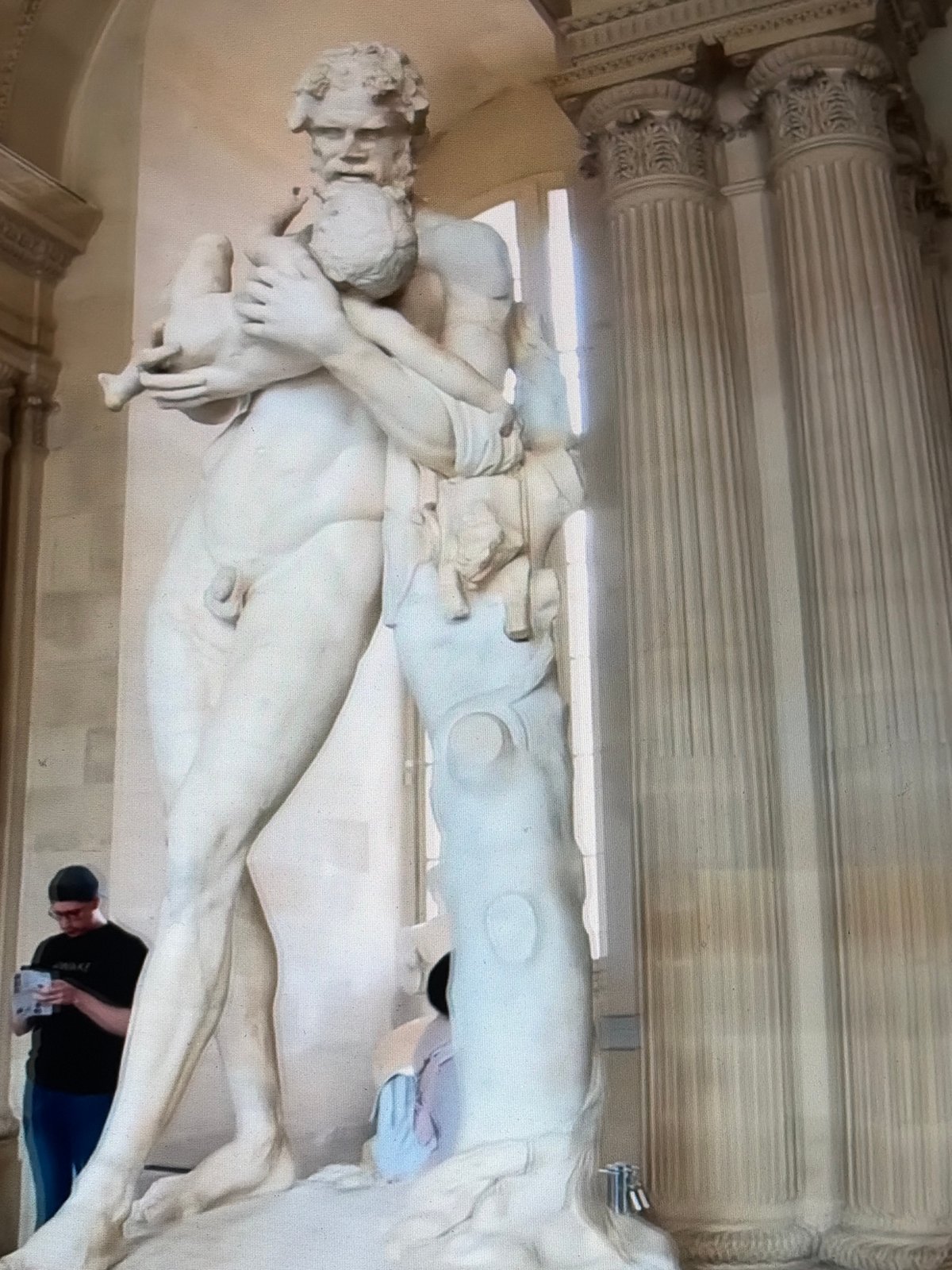 Exploring a classical sculpture museum's grand galleries and halls