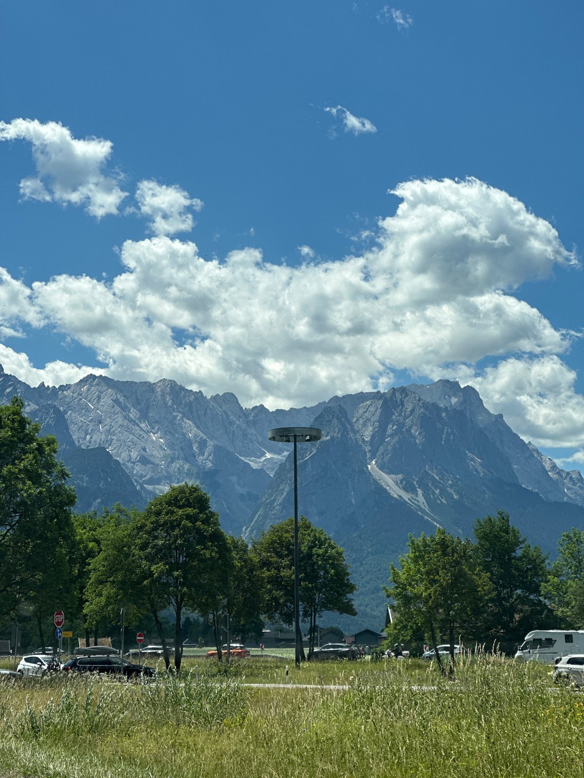 Morning drive through Garmisch-Partenkirchen with Zugspitze views