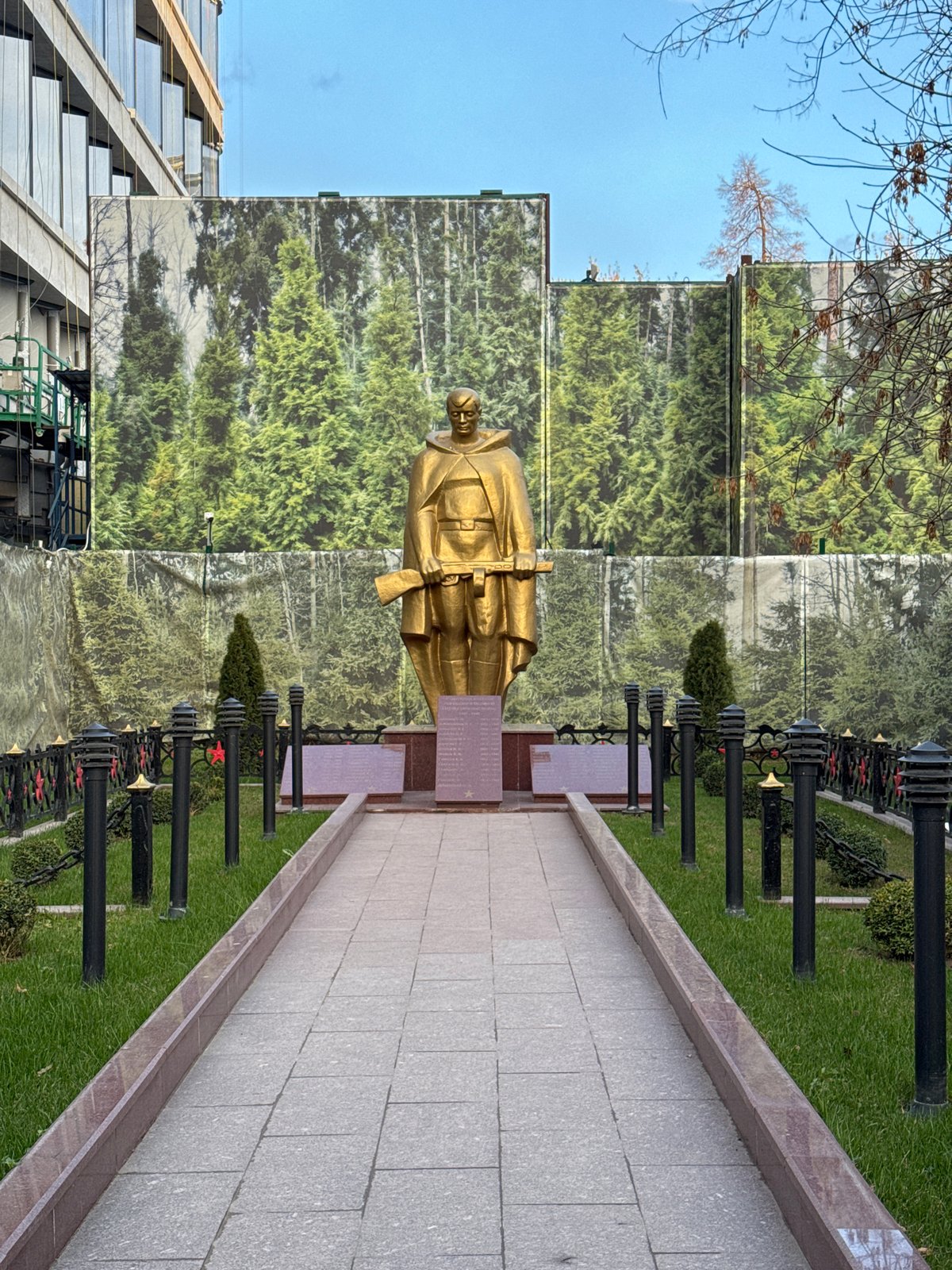 War memorials and monuments documented in Moscow