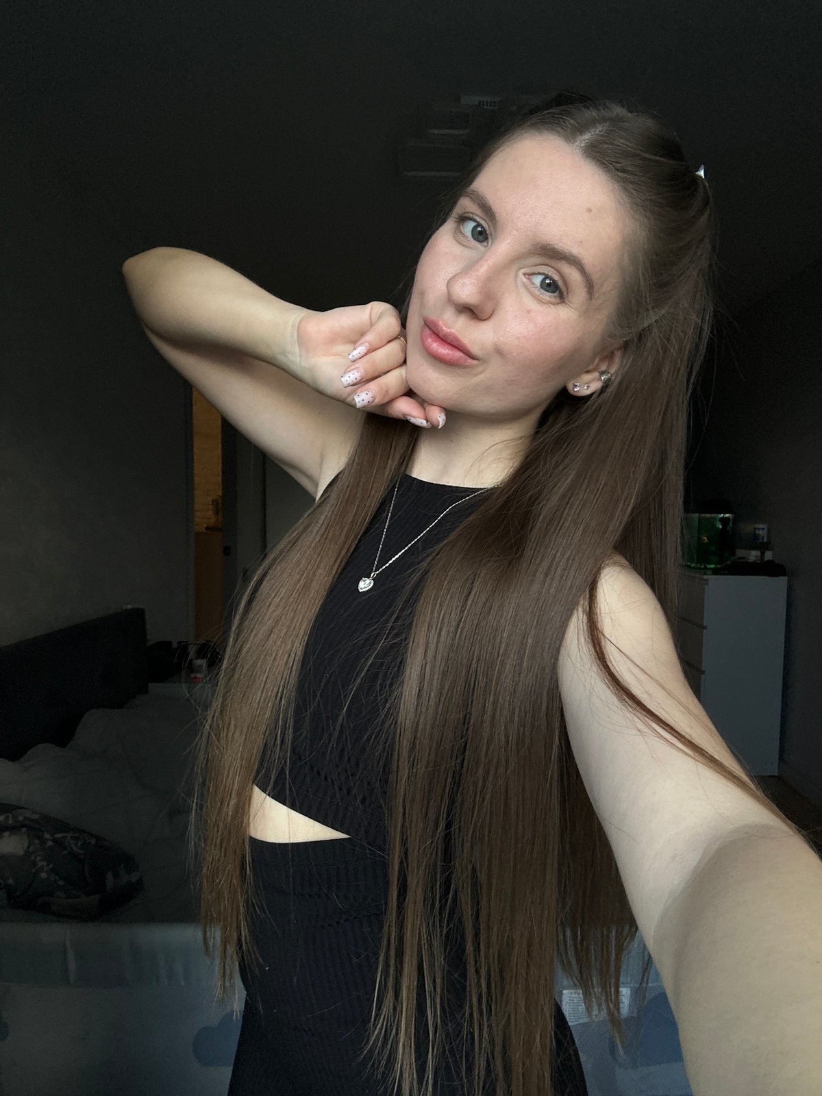 Woman documents herself with selfies and videos in Klin