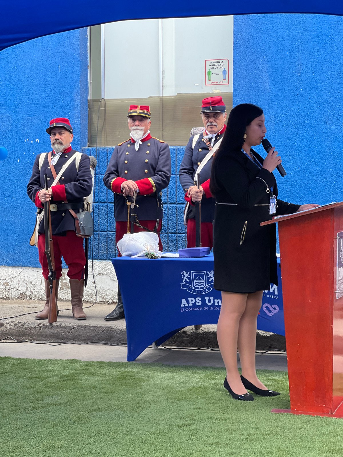 Traditional folk dancing and military reenactment event held in Arica