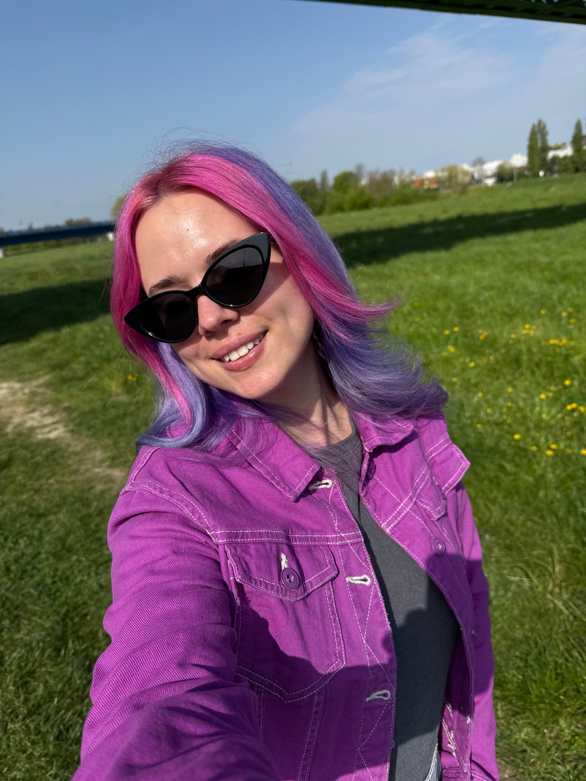 Spring morning photo session captures colorful subject in Zagreb park
