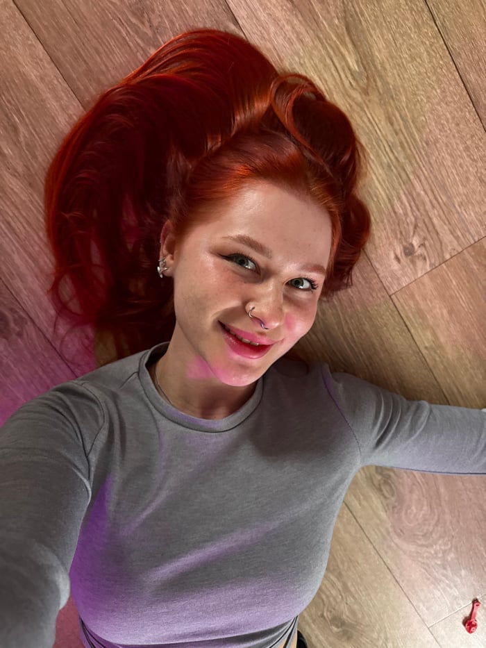 Woman documented in apartment scenes across Rostov-on-Don morning