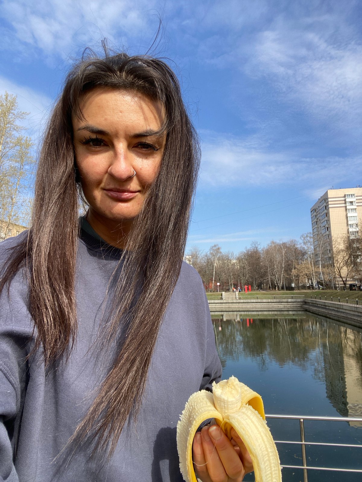 Daily life moments documented across Khimki, Russia Friday morning