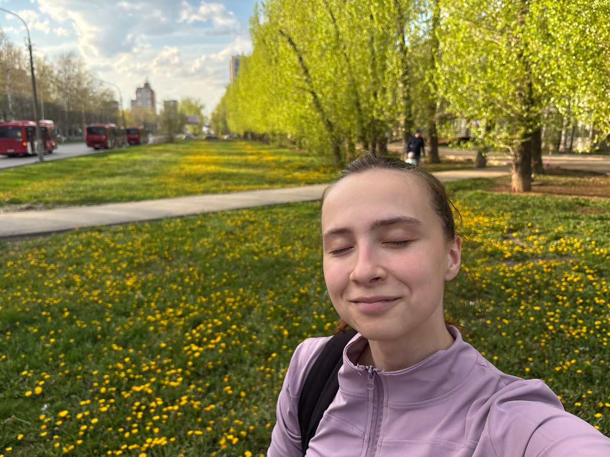 Spring afternoon walk documented through Perm, Russia streets