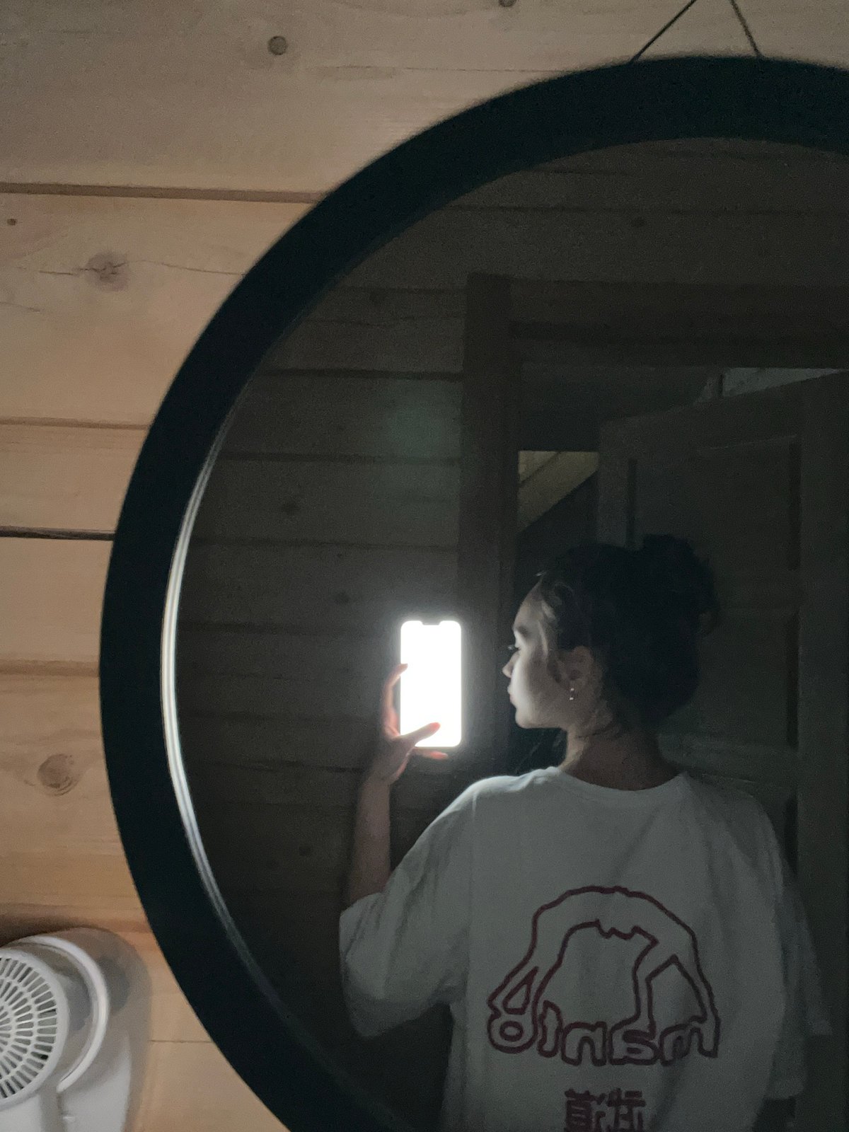 Cabin day: mirror selfies and pine forest scenes
