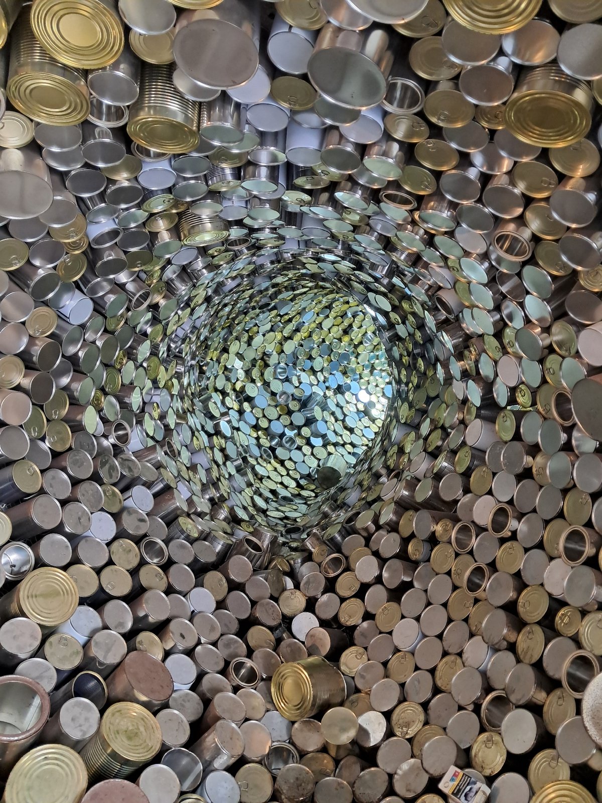 Tin can art installation creates tunnel structure in Gabrovo