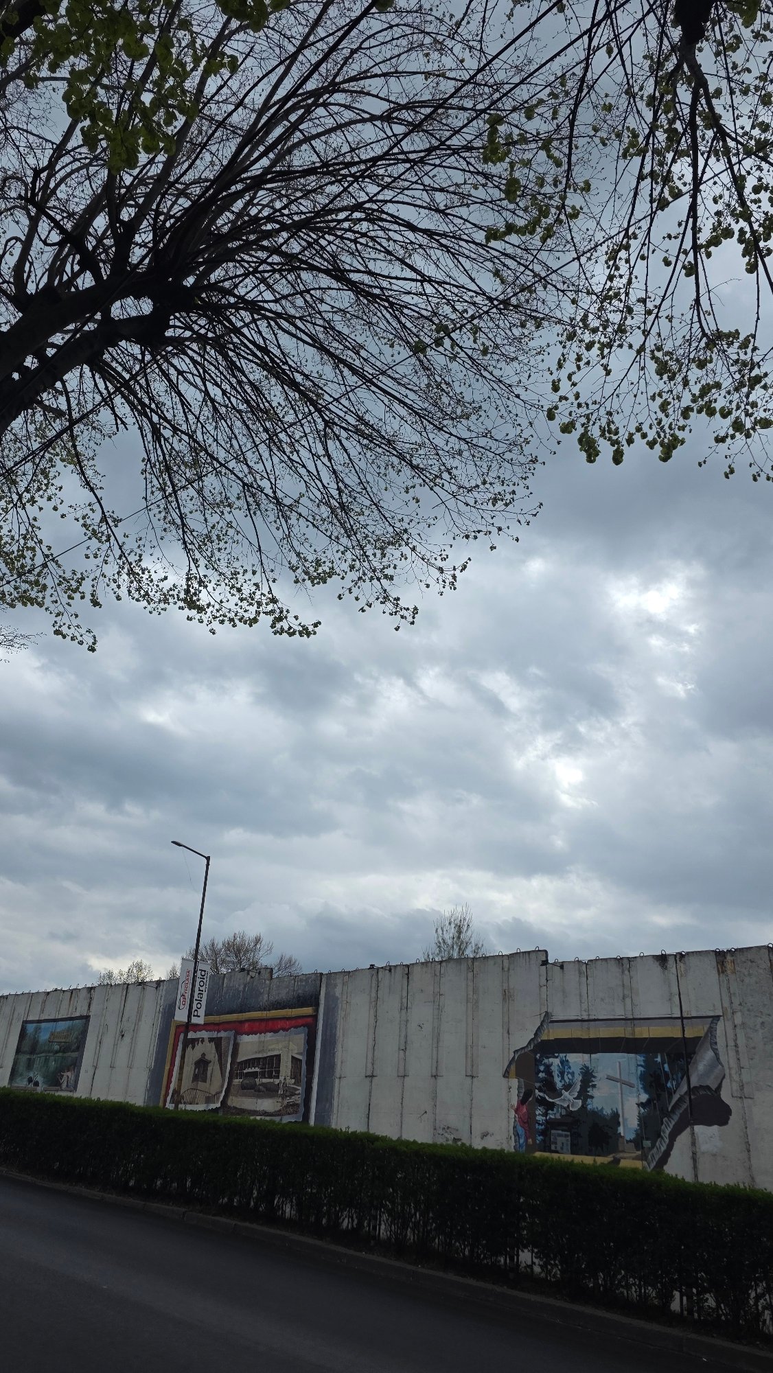 Easter preparations and street scenes documented in Blagoevgrad, Bulgaria