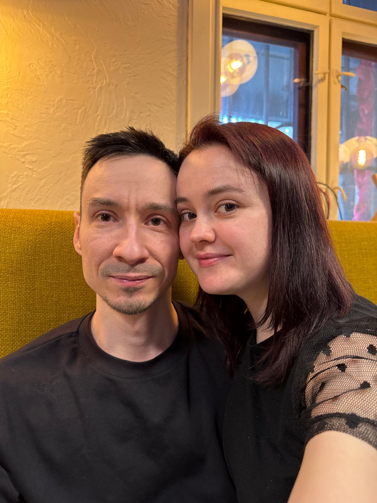Family enjoys morning meal and playtime at Izhevsk indoor venue