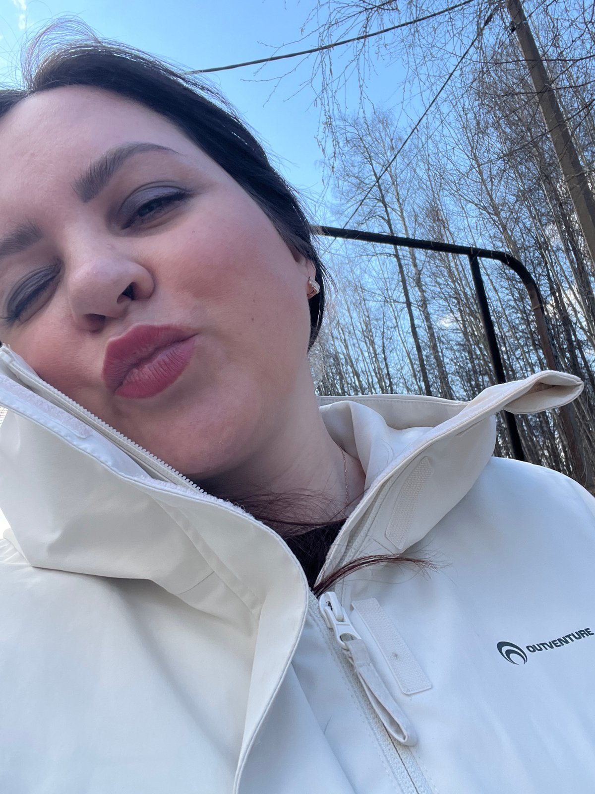 Playground activity documented in Noviy, Russia neighborhood