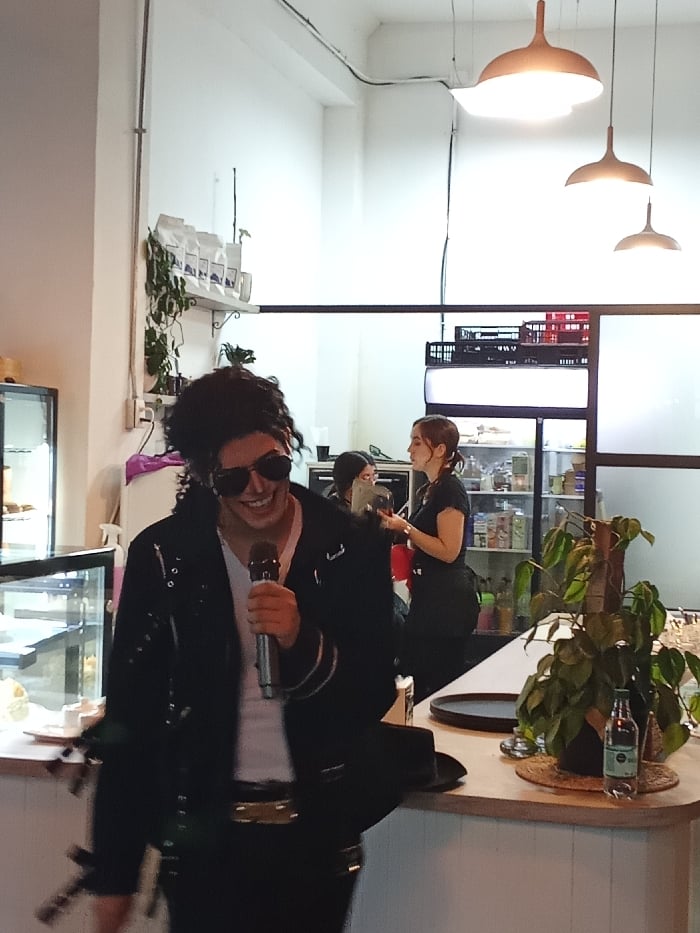 Michael Jackson impersonator performs at Santiago cafe