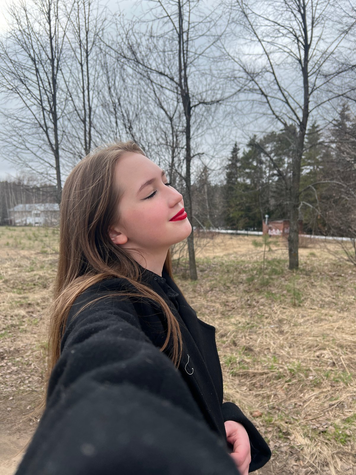 Nature walk documented through selfies and stream footage in Chaikovsky