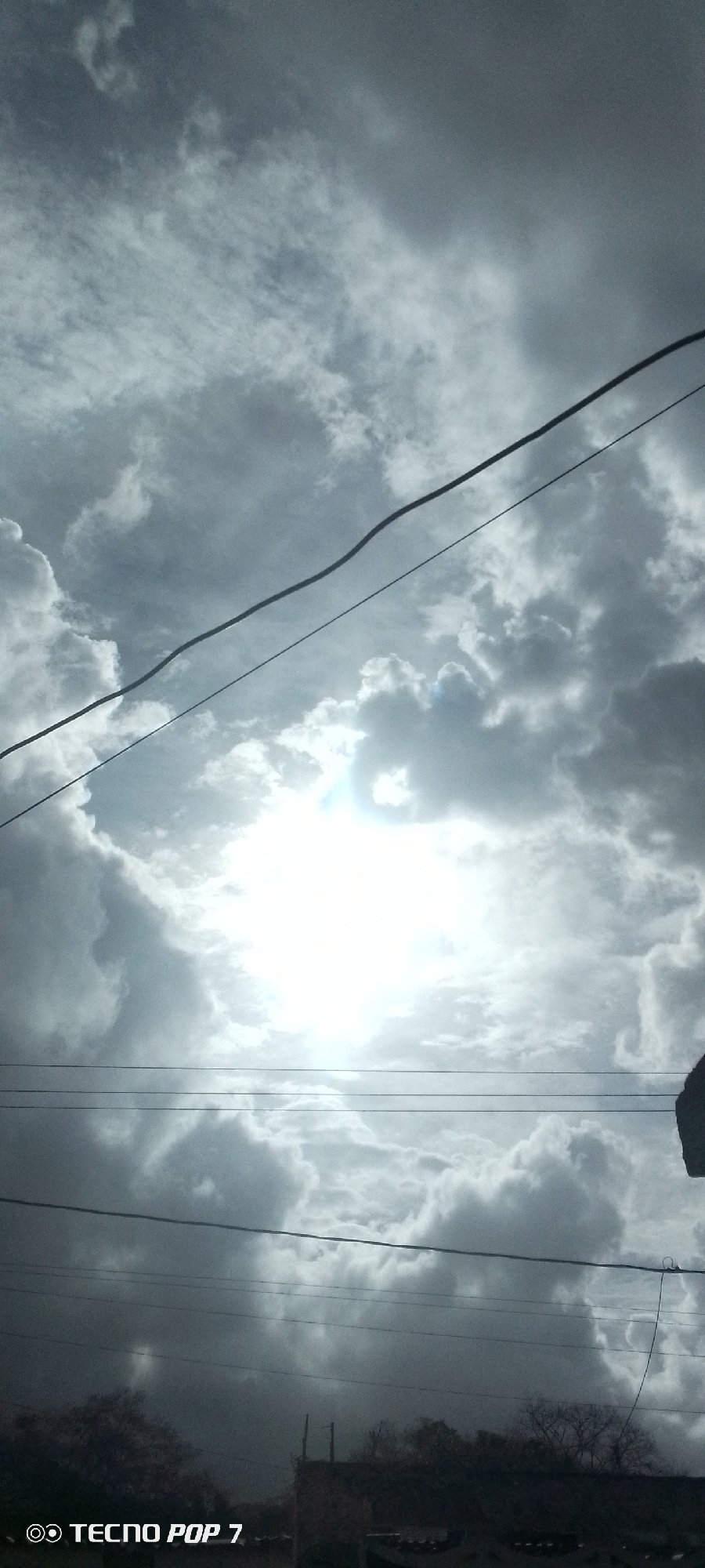 Venezuelan witness documents 19-minute dramatic sky transformation sequence