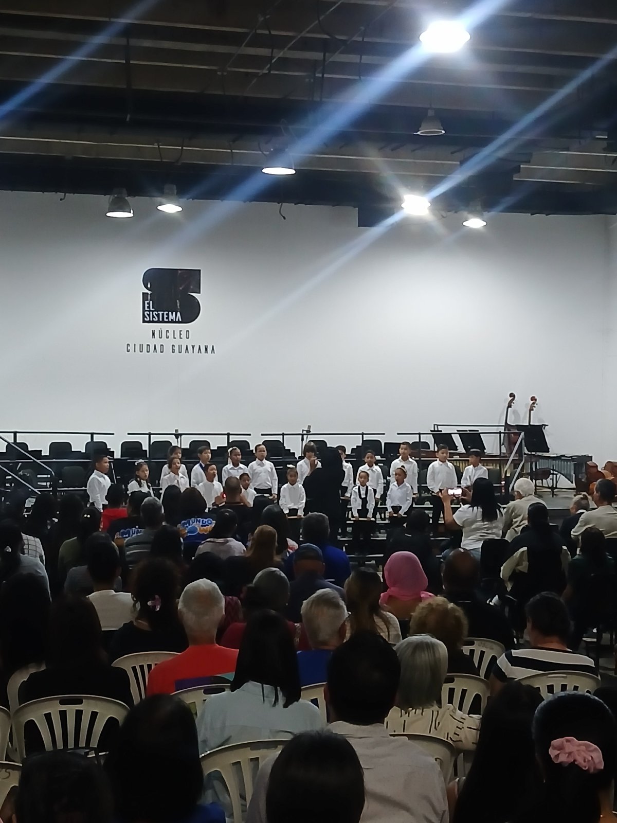 El Sistema children's concert draws families in Ciudad Guayana