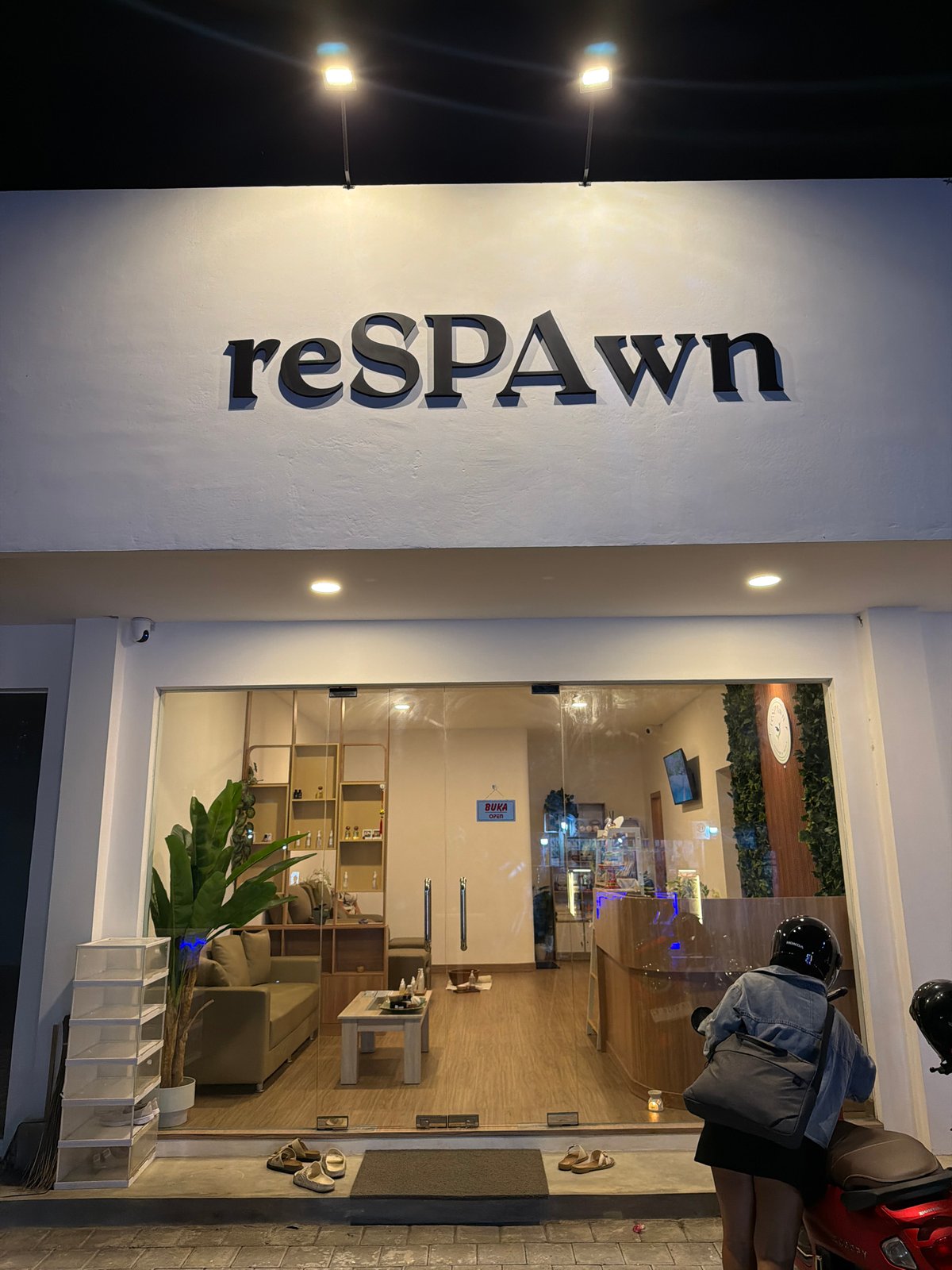 Two businesses documented in North Kuta commercial district