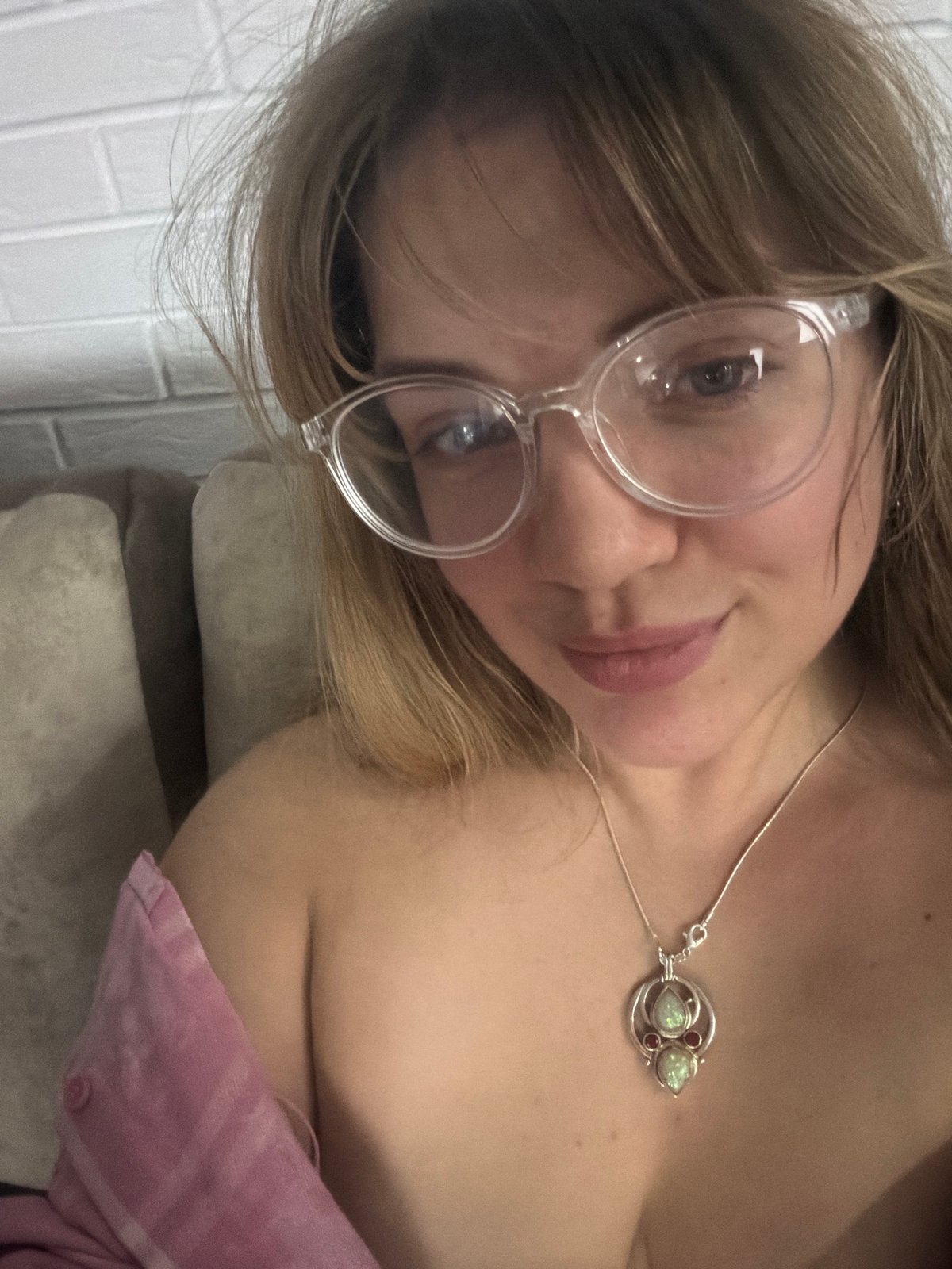 Woman takes series of selfies in Russian apartment