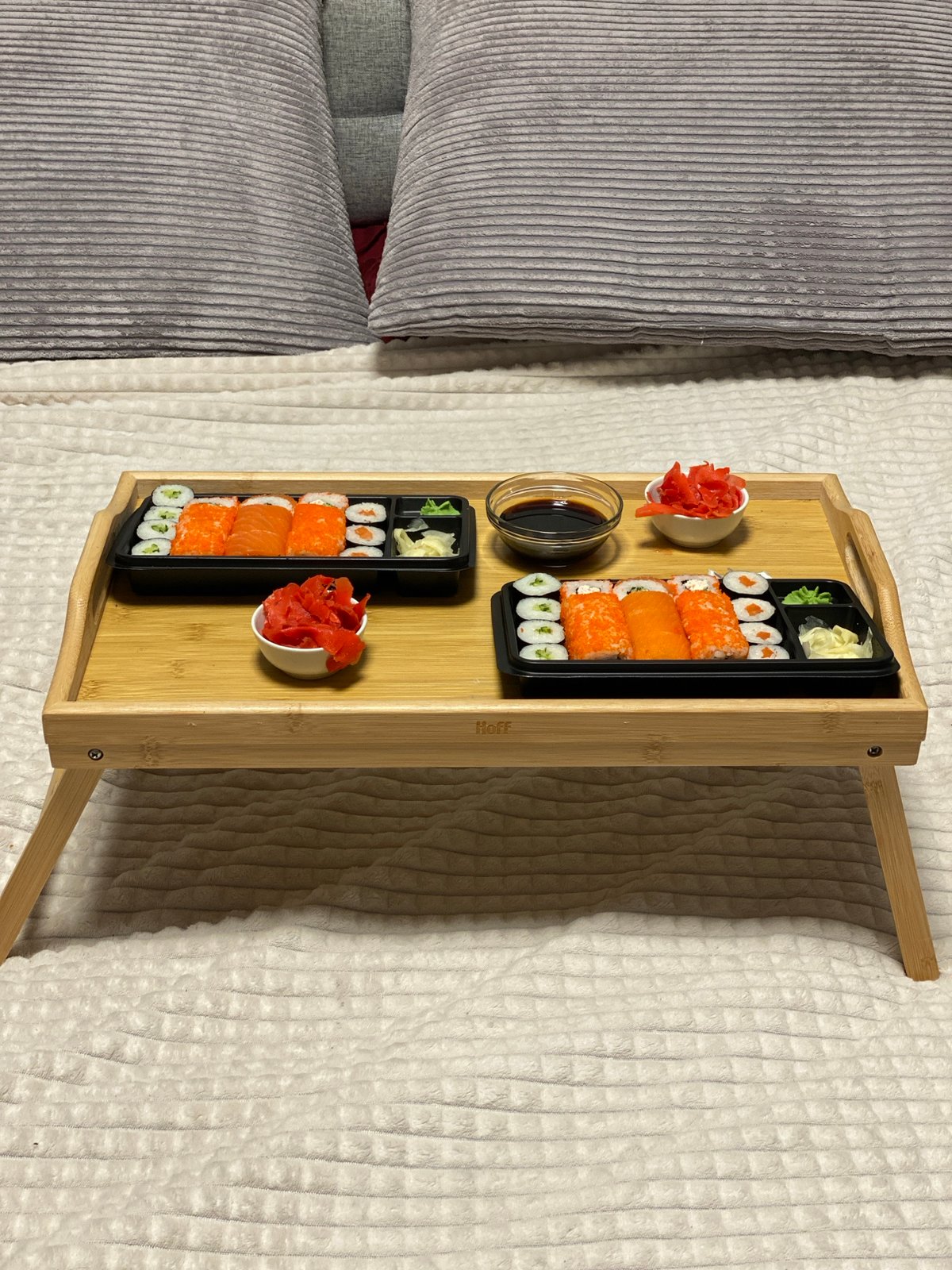 Child's afternoon reading and sushi meal documented in Sochi