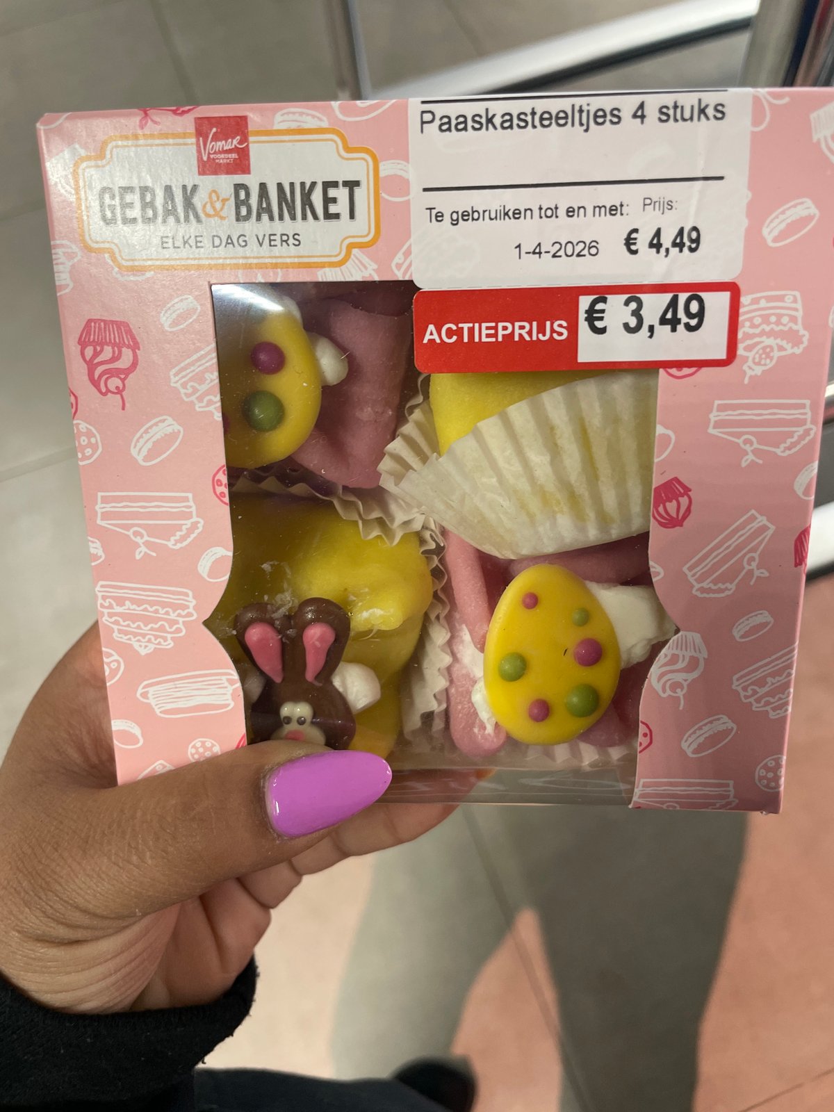 Easter grocery shopping documented at Dronten supermarket
