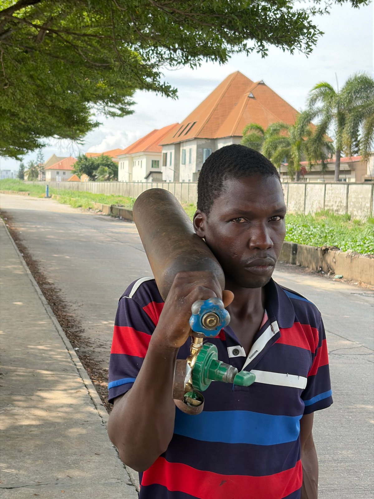 Street-level life and labor in Igboefon, Nigeria
