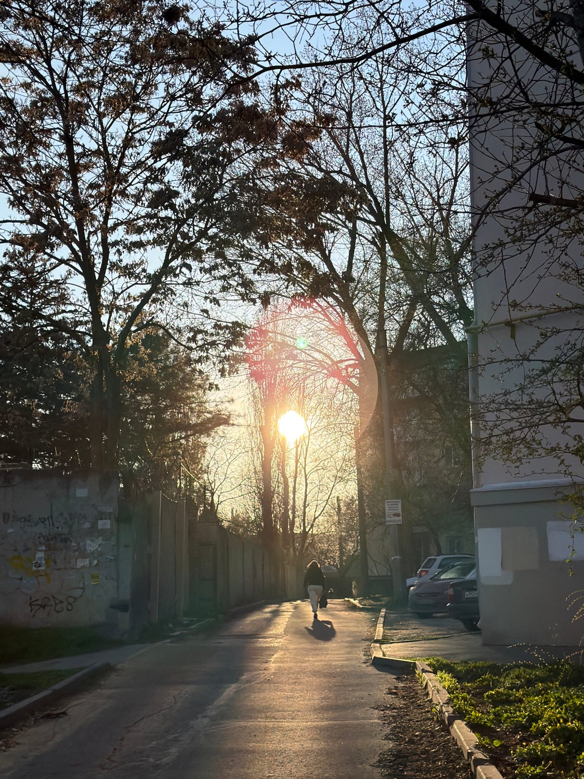Street scene captured from high vantage point in Rostov-on-Don