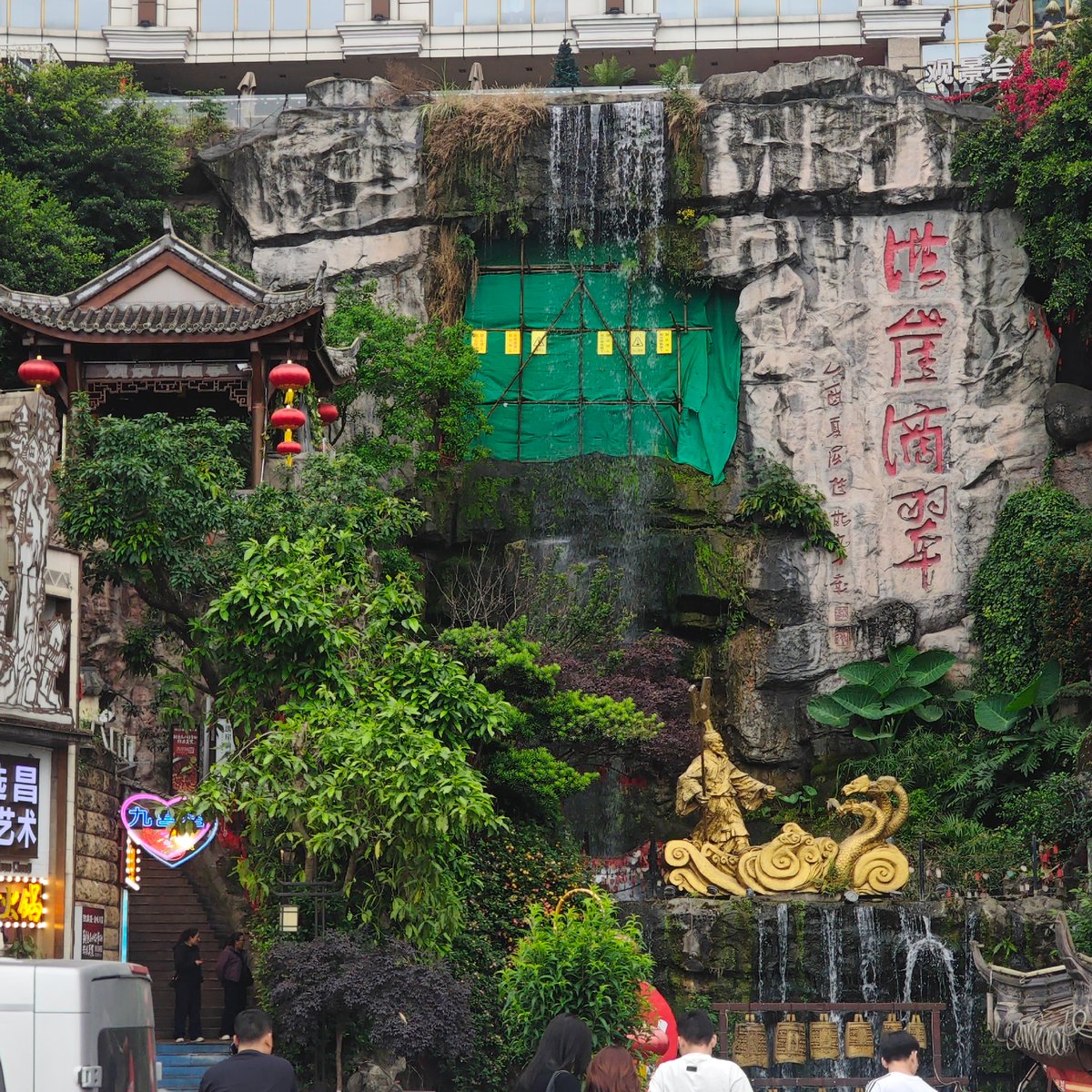 Morning scenes captured across Yuzhong District, Chongqing