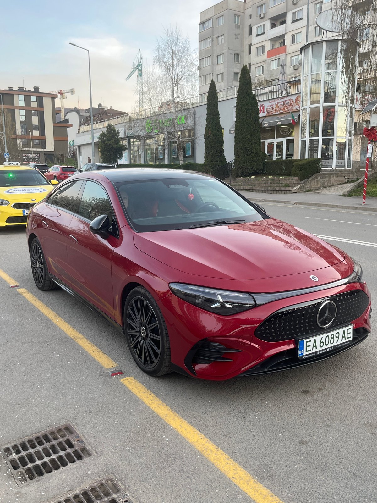 Red Mercedes spotted parked on Sofia street