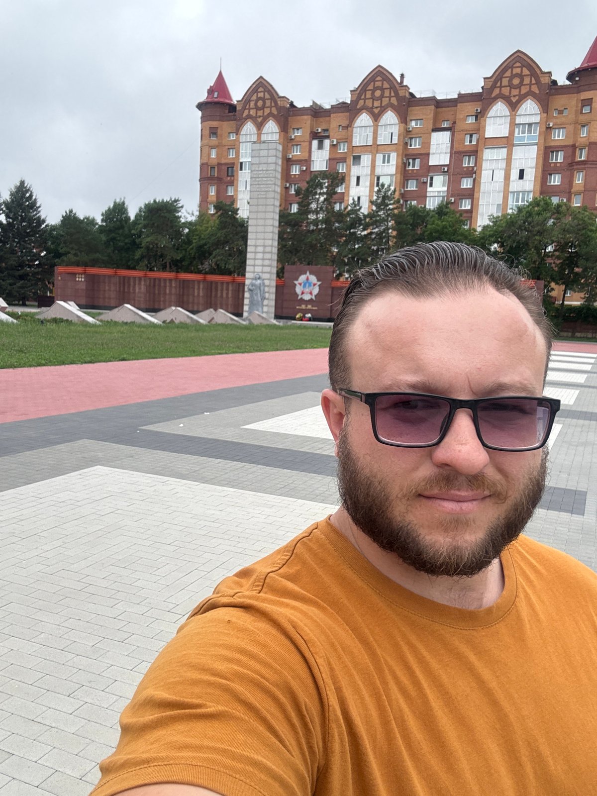 Strolling the landmarks and public squares of central Blagoveshchensk
