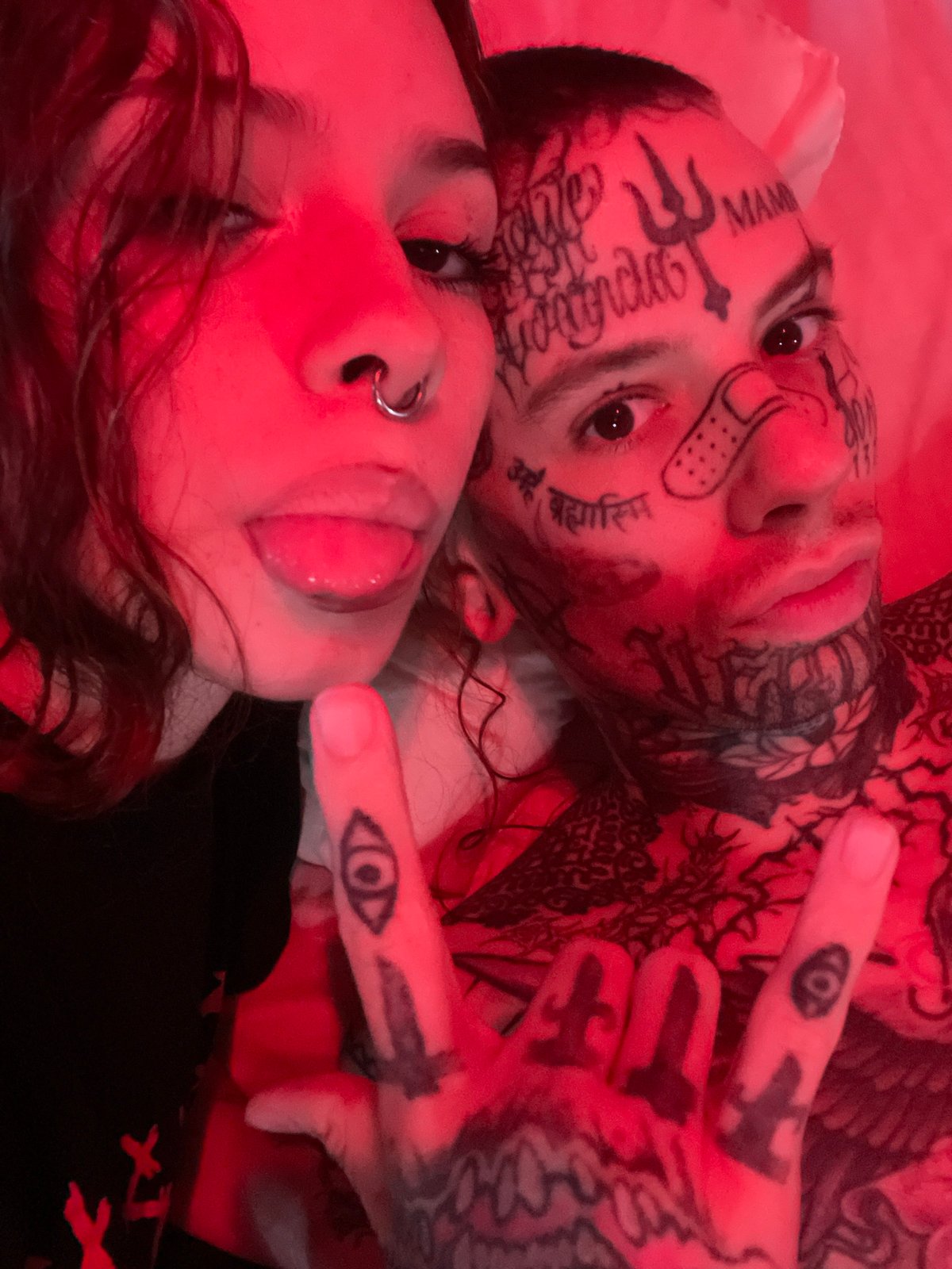Intimate photos captured in Buenos Aires early morning hours