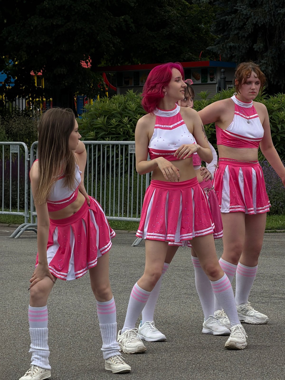 Cheerleader group, park wildlife, and street life in St. Petersburg