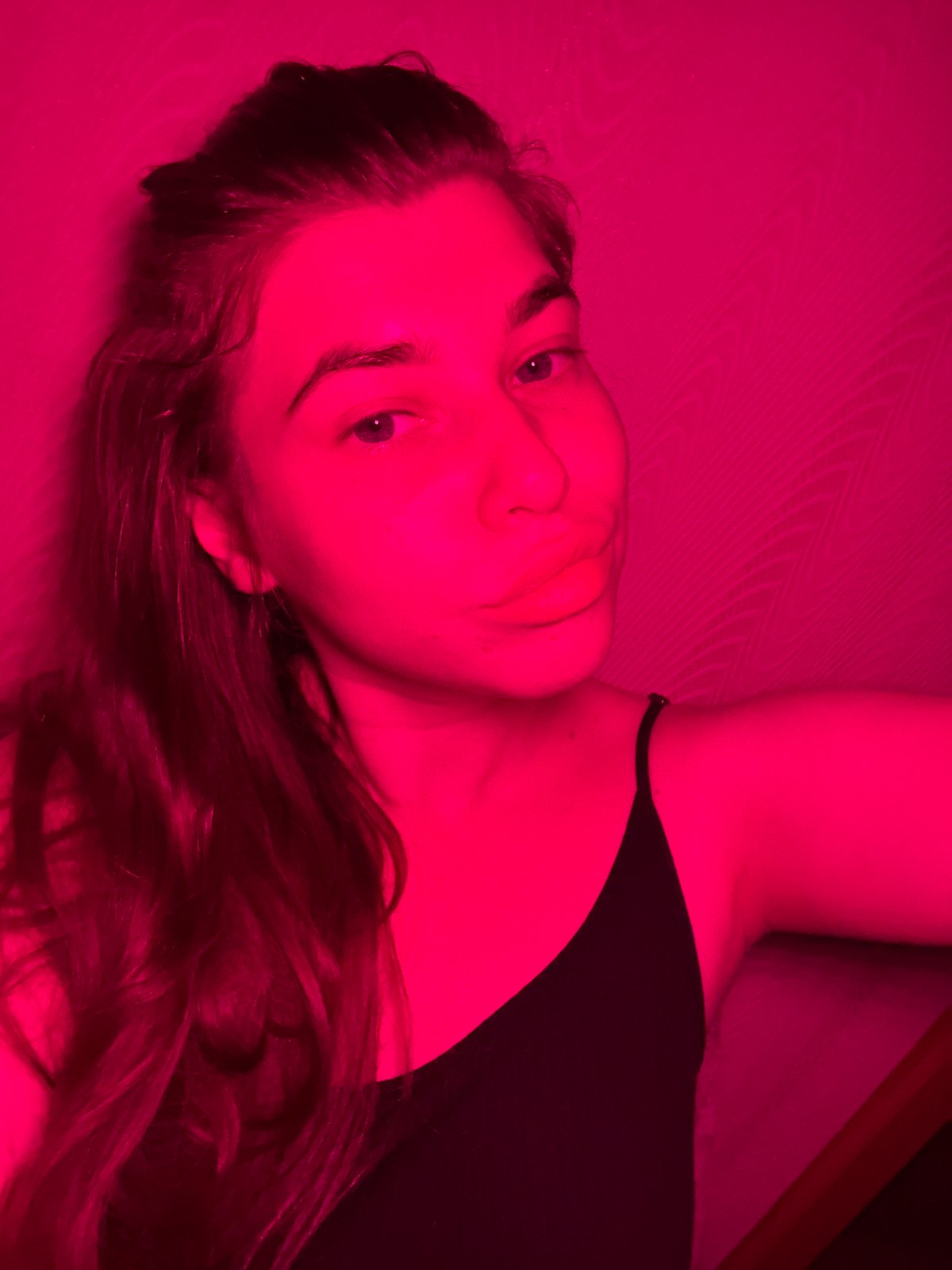 Indoor photo session with colorful lighting in Мещёры