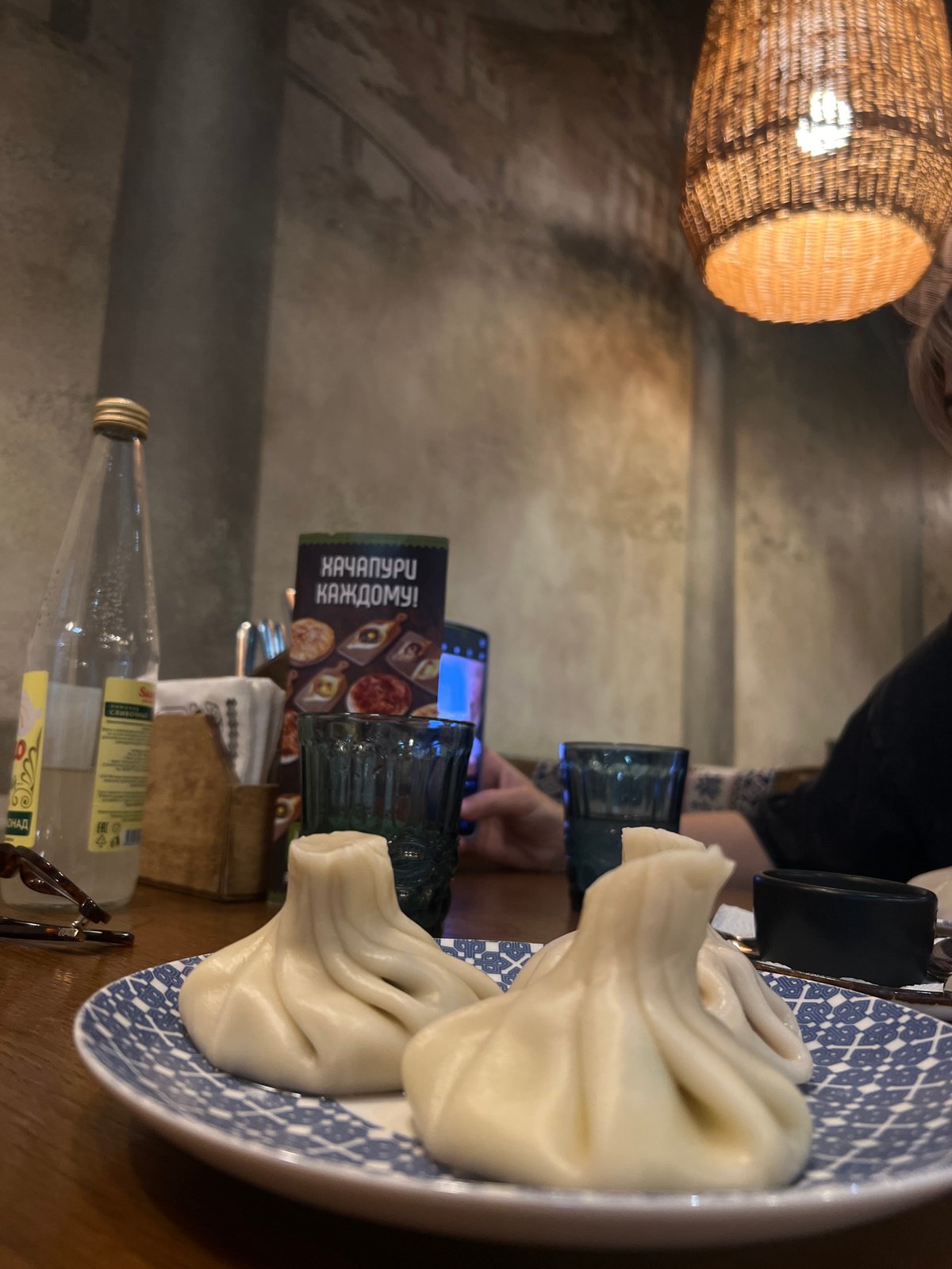 Afternoon shopping and dining captured in Izhevsk retail district