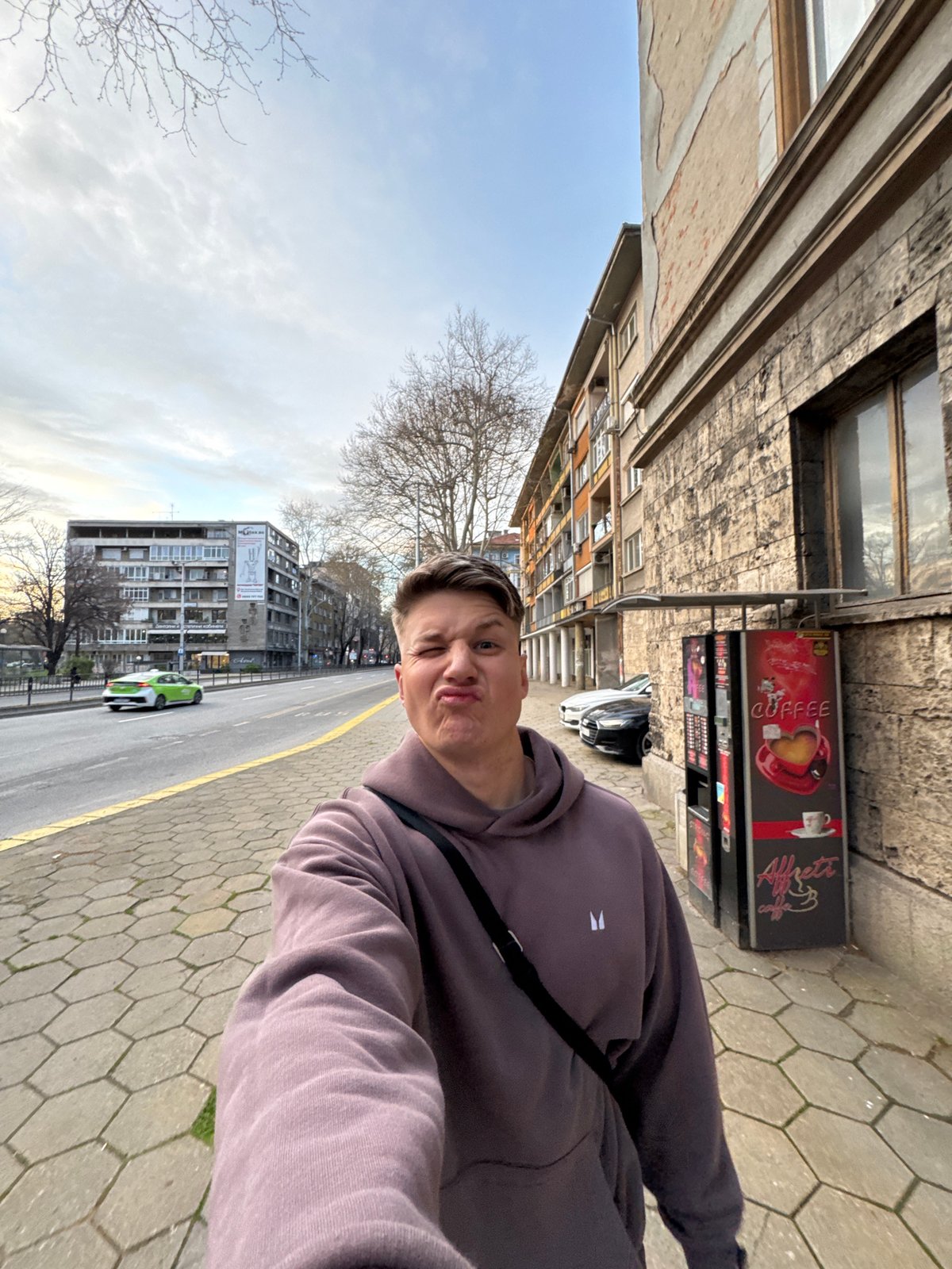 Man takes selfie on Plovdiv sidewalk, captured by witnesses