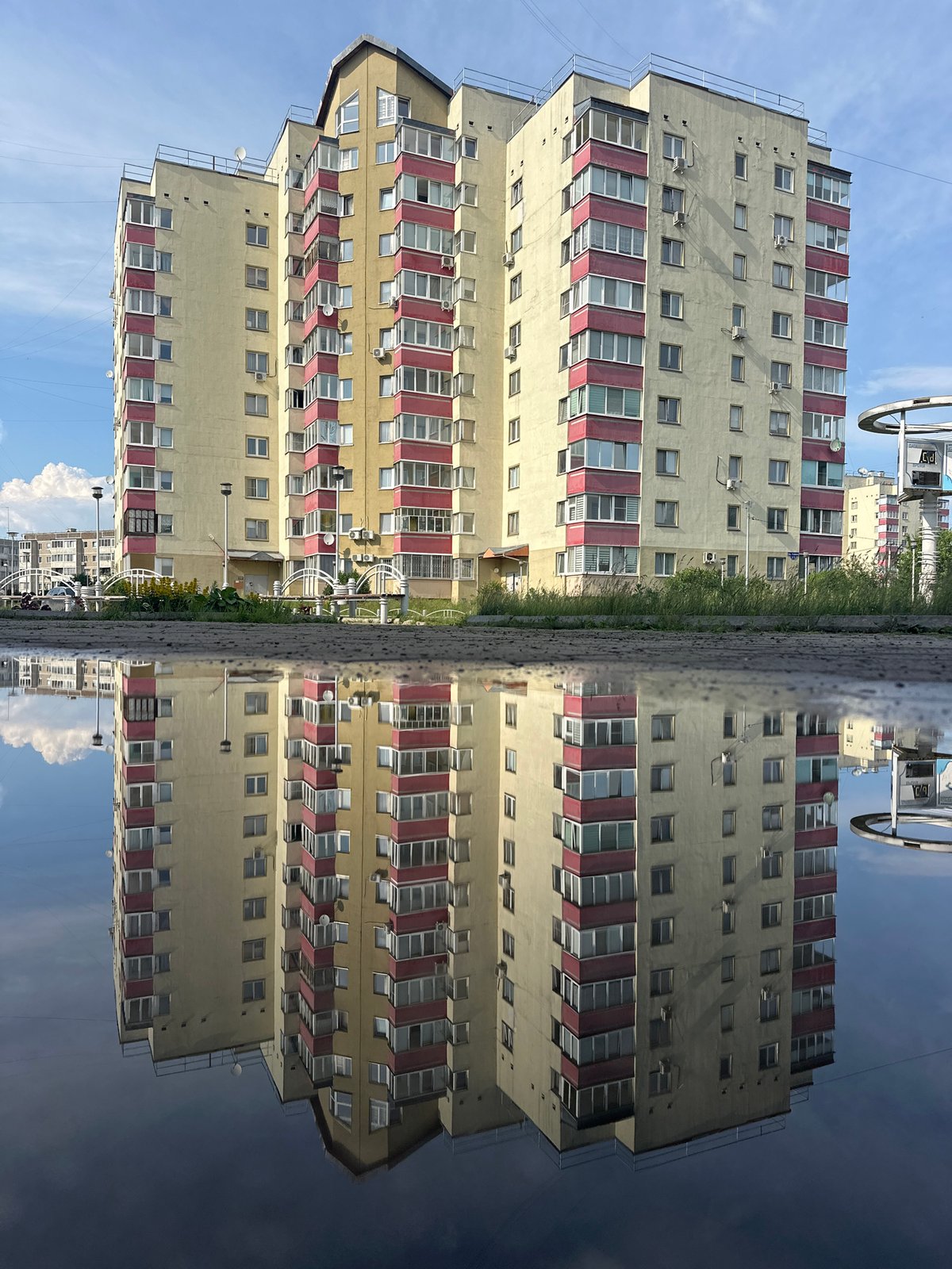 Families enjoy summer afternoon activities in Chaikovsky, Russia