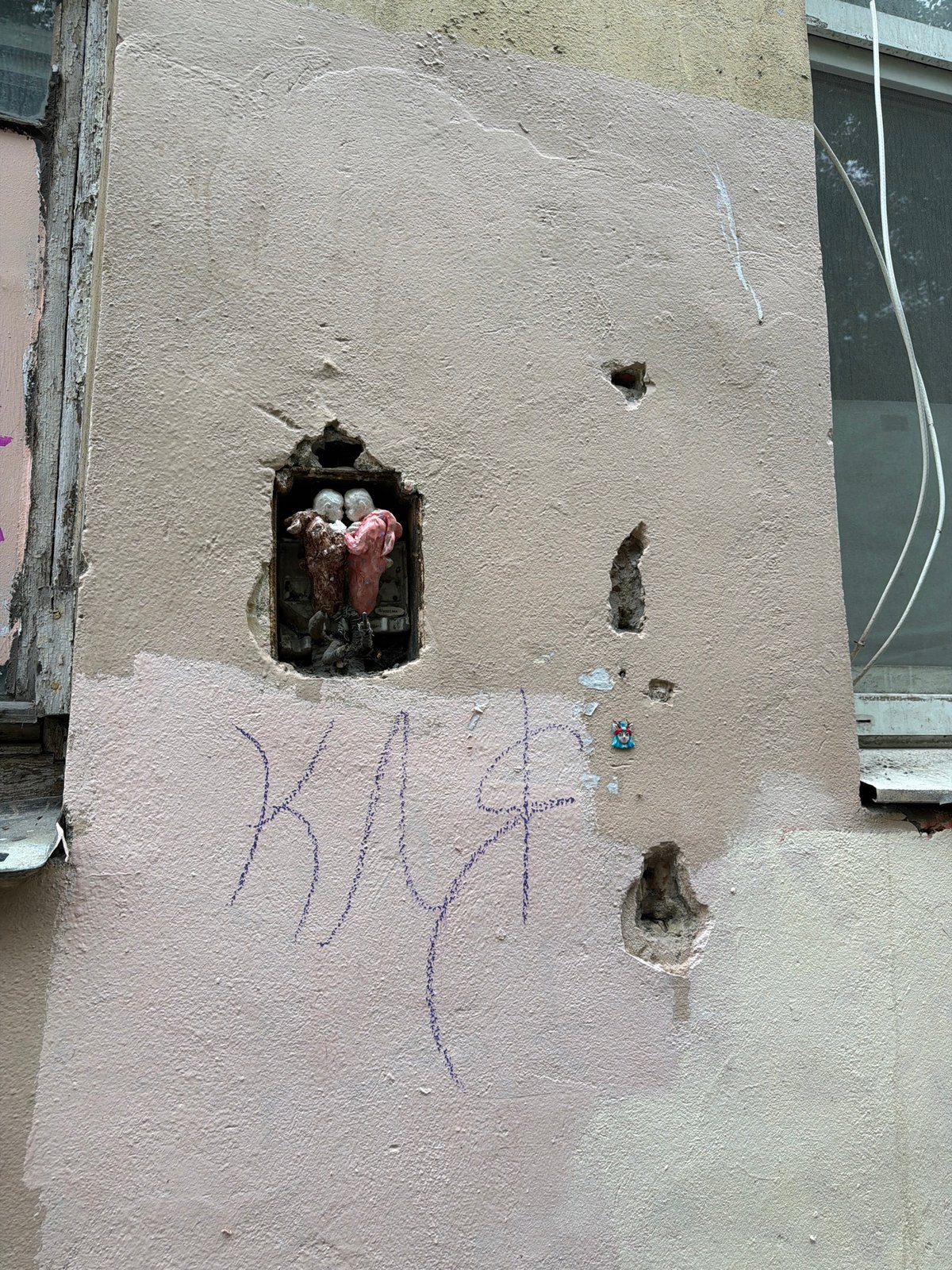 Exposed electrical damage documented across Saint Petersburg streets