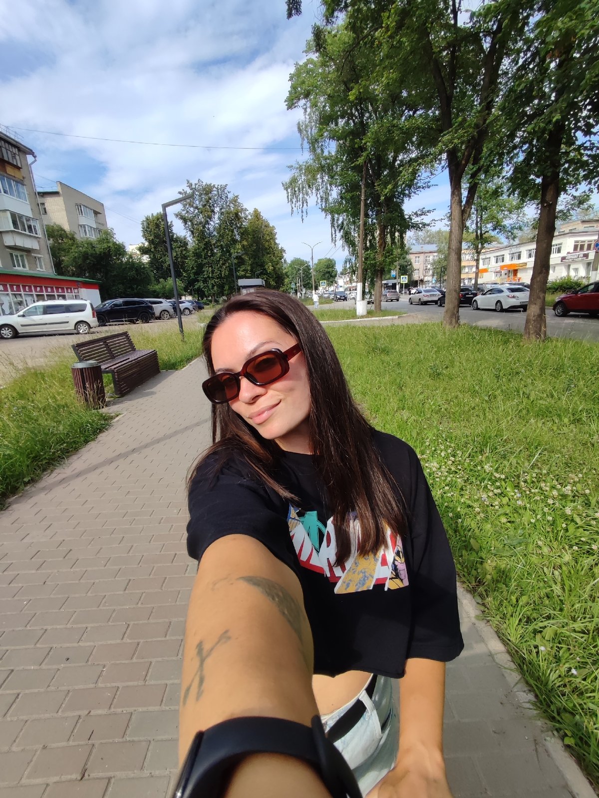 Summer afternoon stroll through a Chaikovsky residential neighborhood