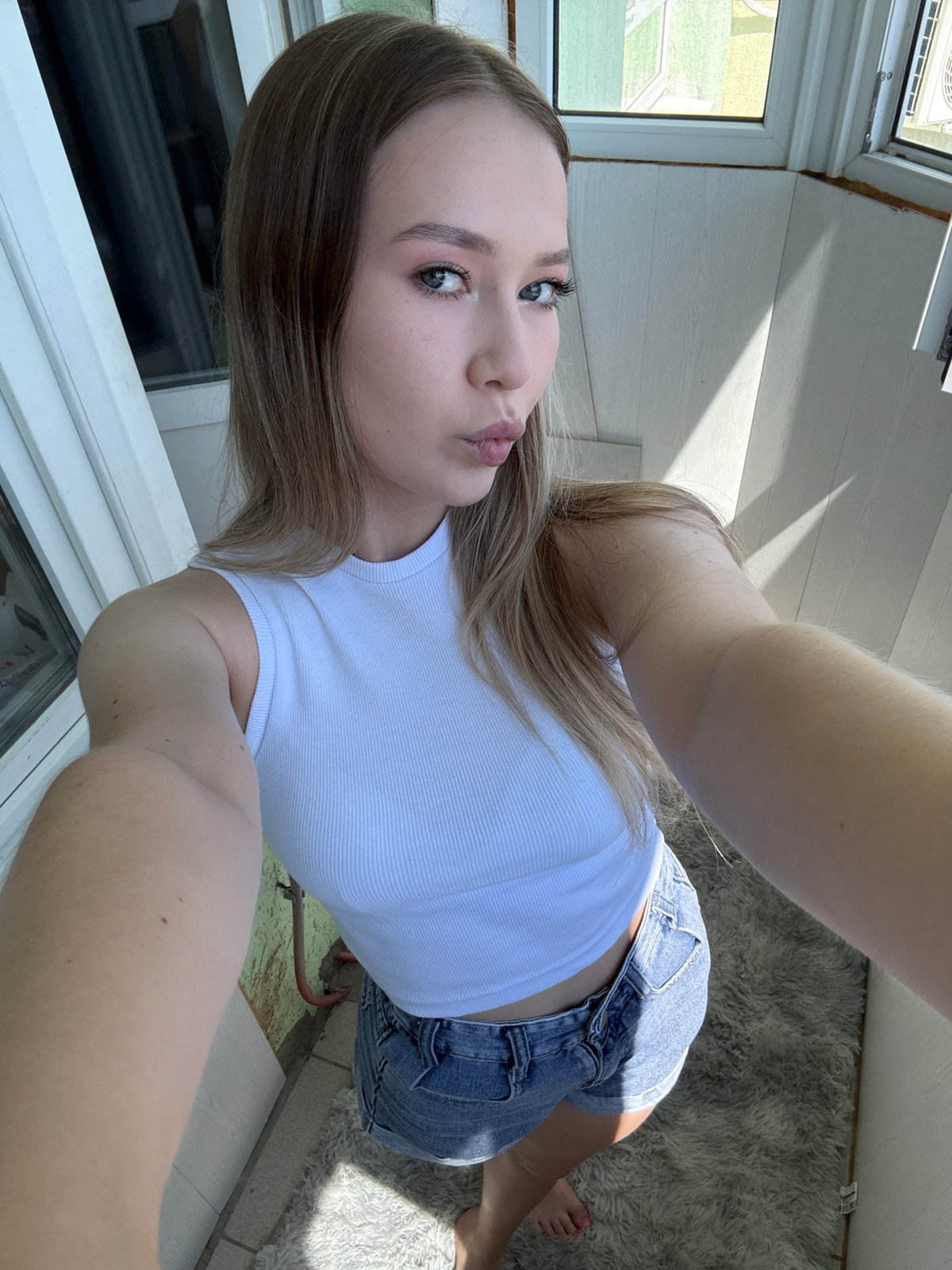 Lazy summer morning selfies and a ladybug in Chaikovsky