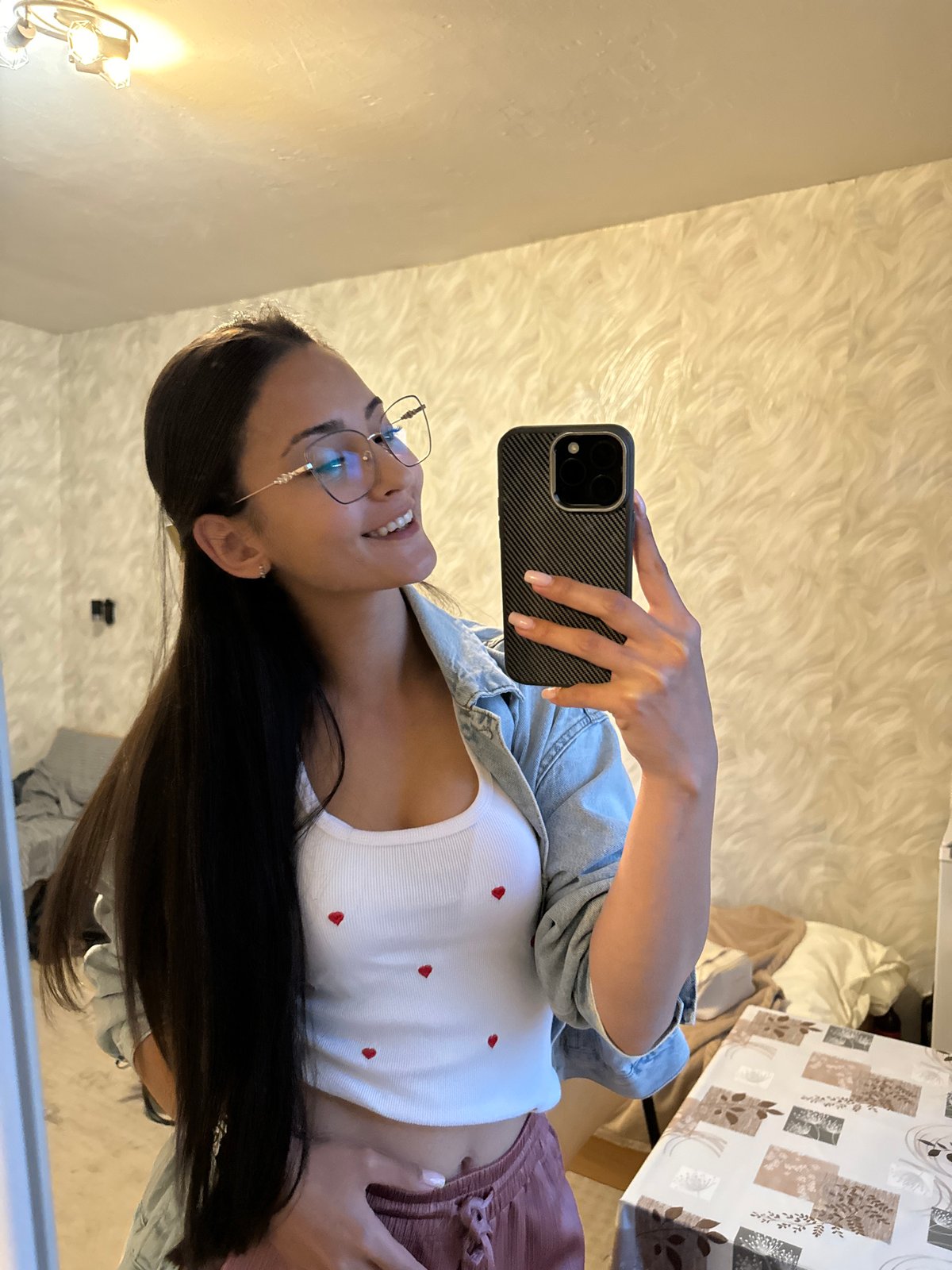 Everyday moments captured across Sofia: selfies and gym workouts