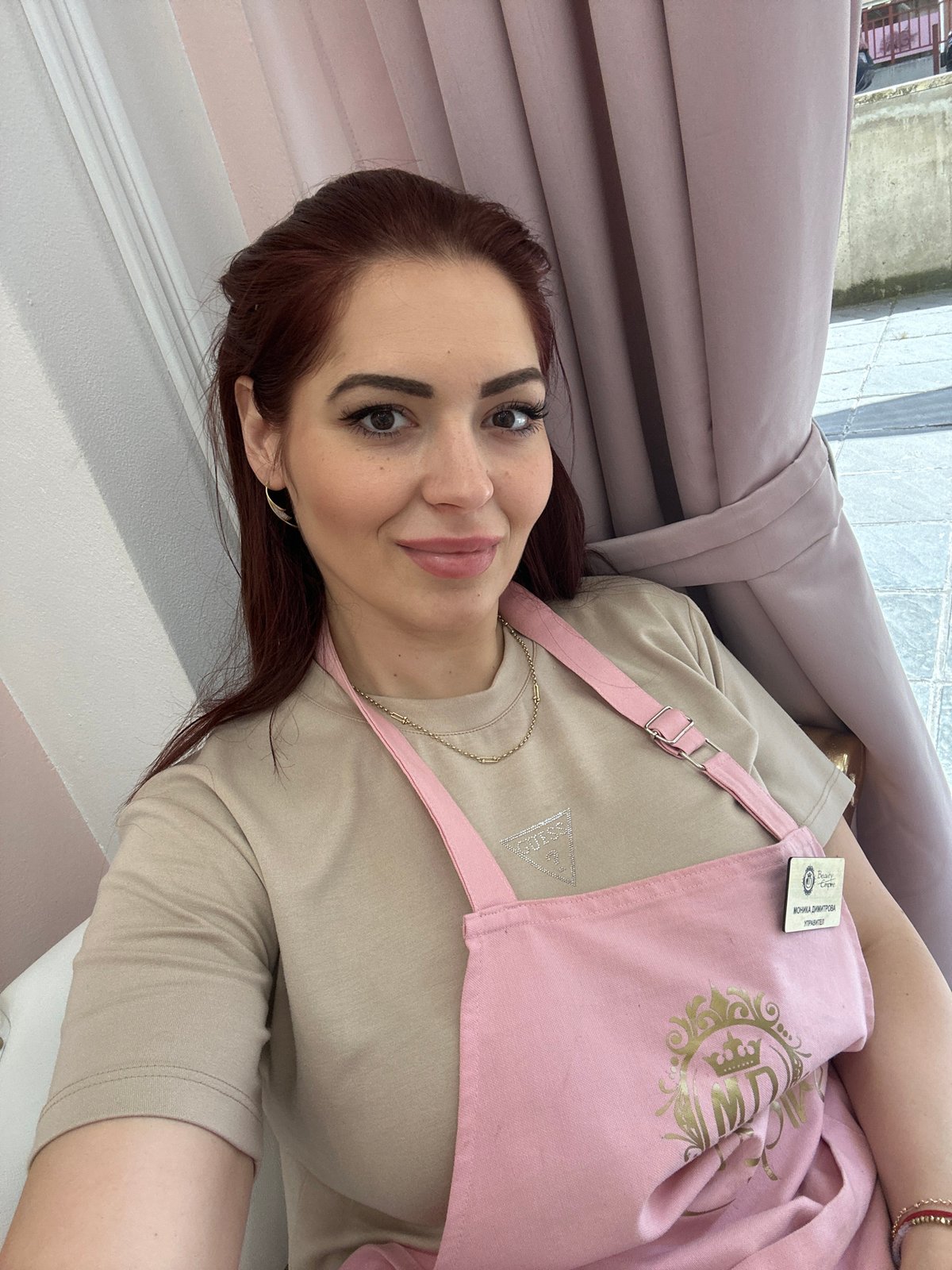 Ordinary Thursday afternoon moments captured across Sofia businesses and streets