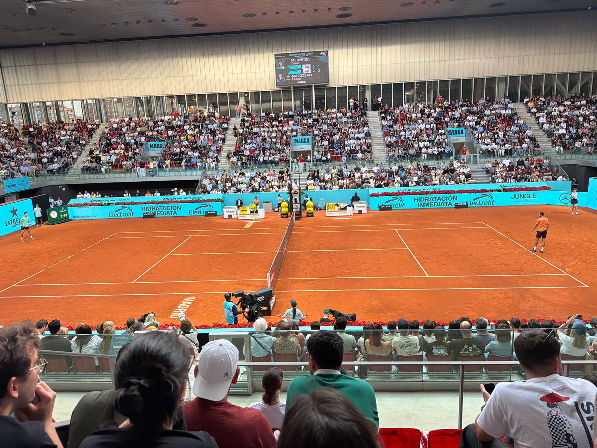 Tennis matches and crowds observed at Madrid Open tournament