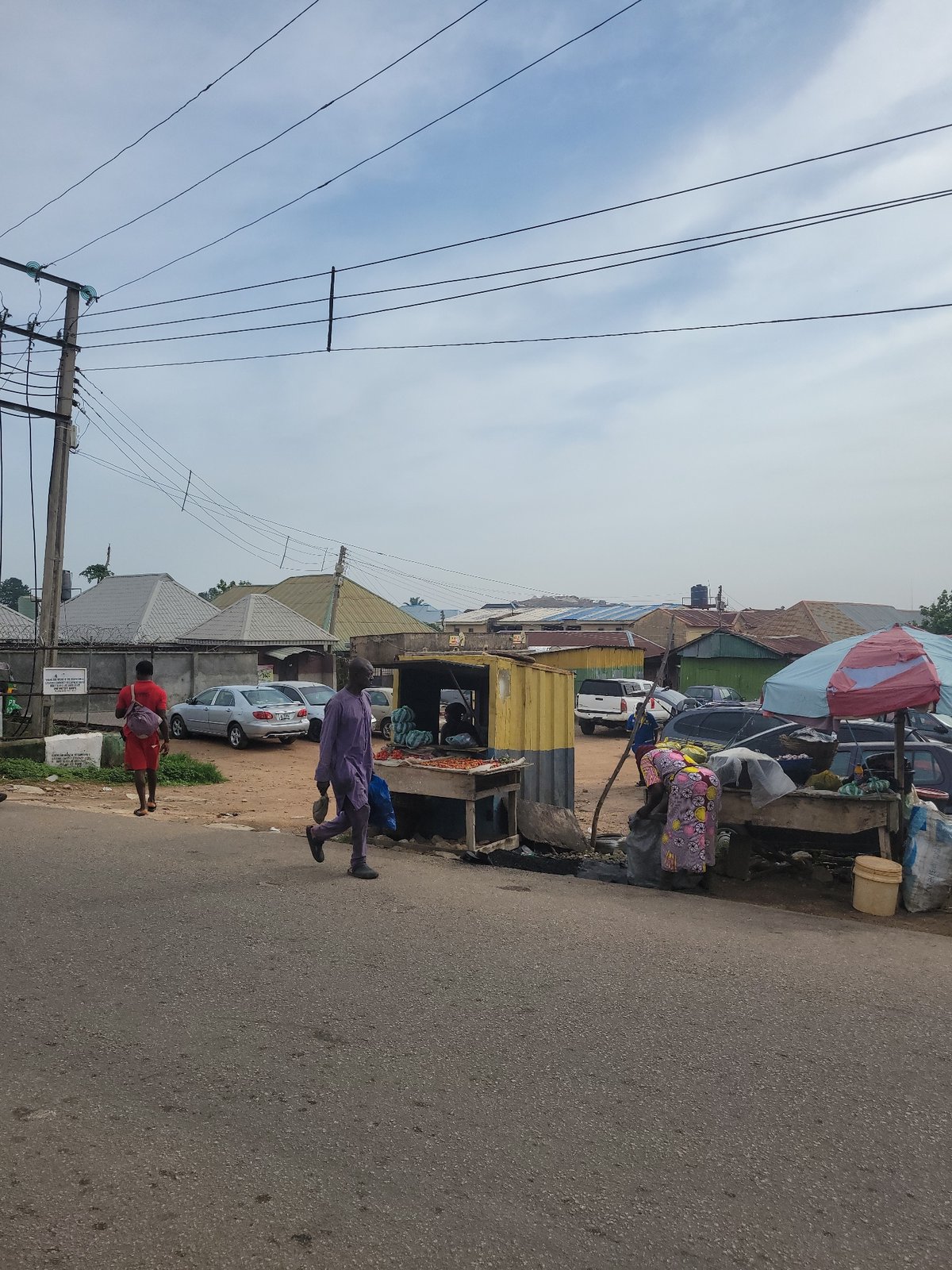 Morning basketball games and street life in Jos, Nigeria