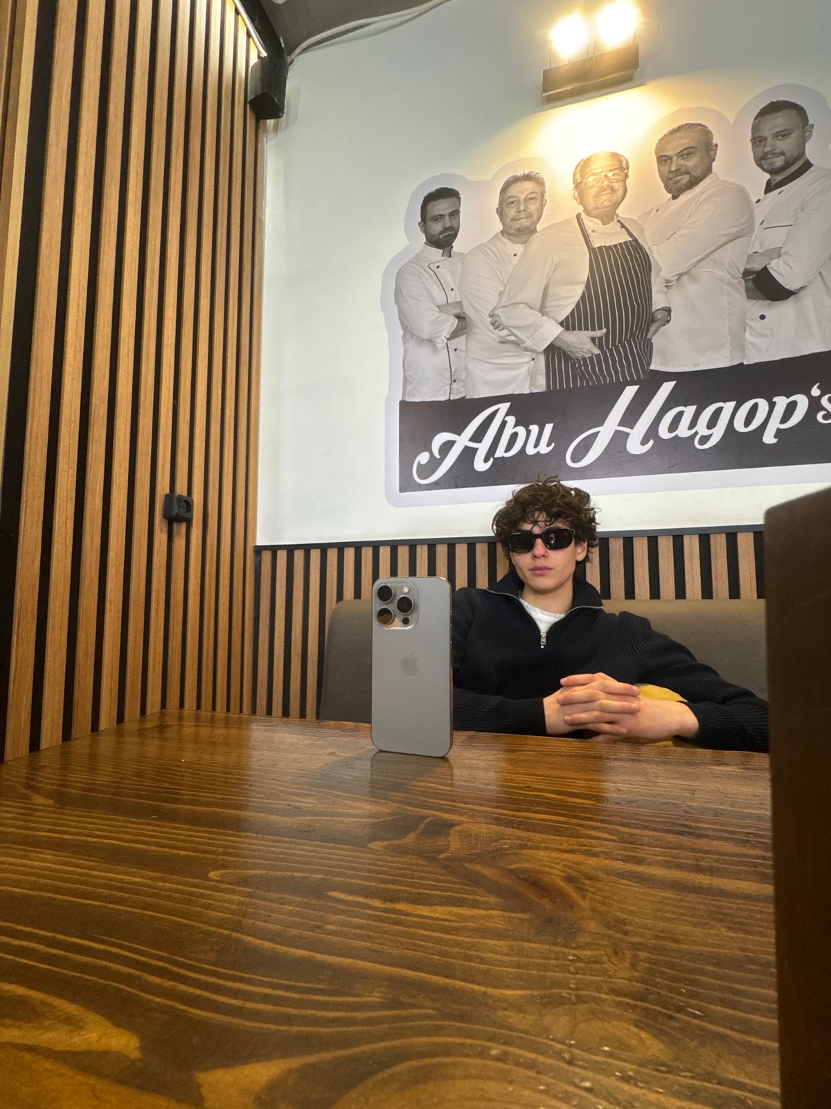 Morning dining experience documented at Yerevan fast-food restaurant