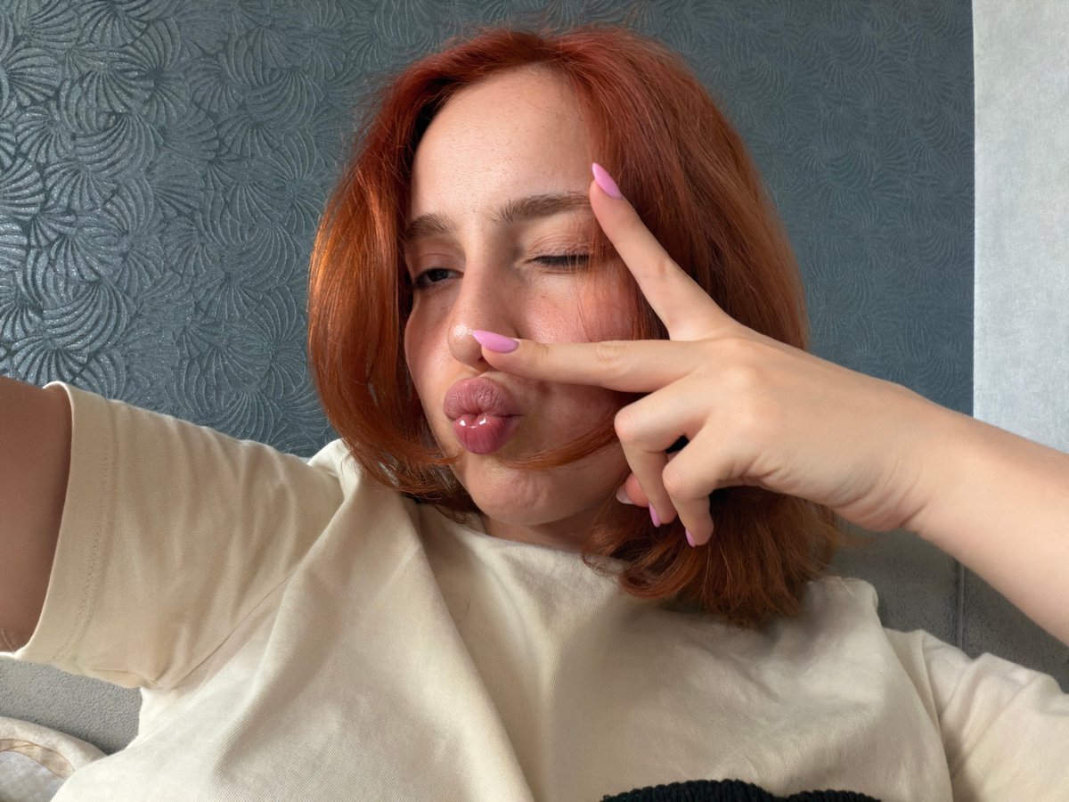 Casual selfie session from multiple angles in Tbilisi