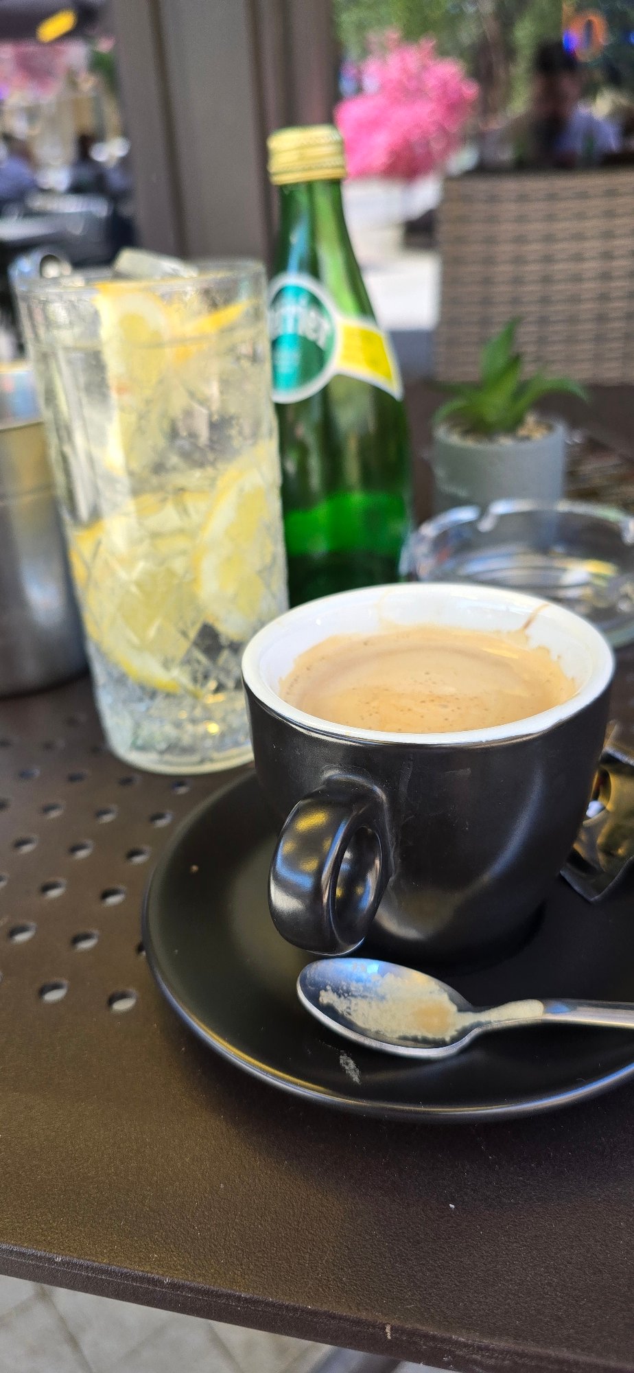 Casual afternoon moments documented across Sofia, Bulgaria